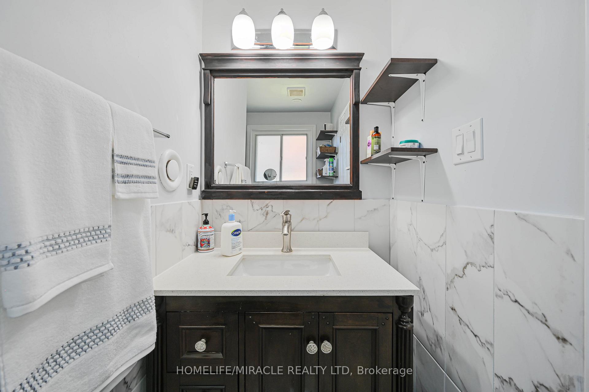 Photo 27 of 3273 Strabane Drive, Mississauga, Erindale — HOMEH