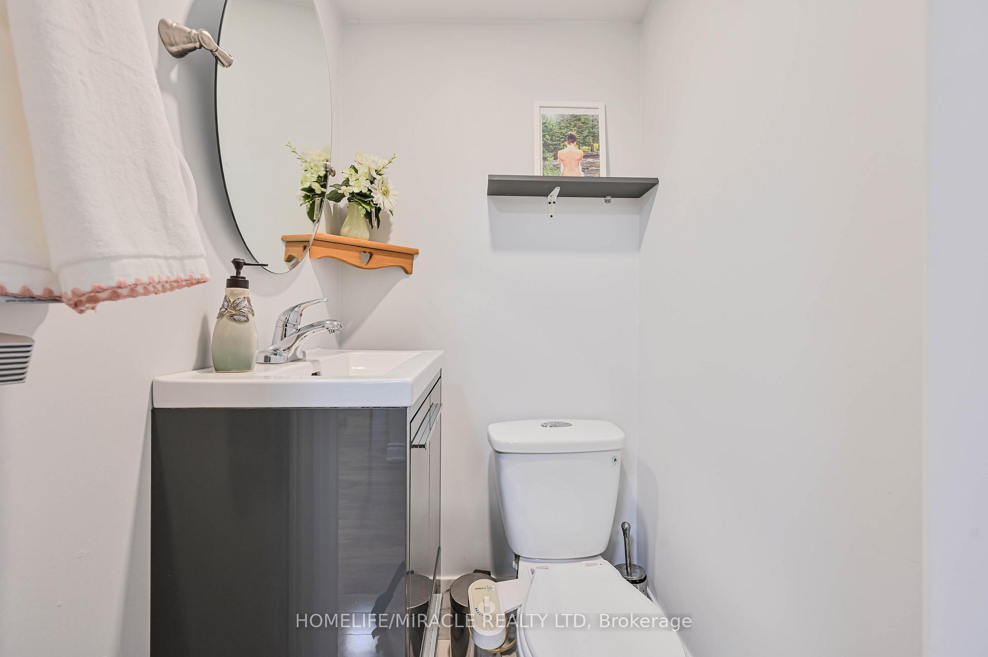 Photo 26 of 3273 Strabane Drive, Mississauga, Erindale — HOMEH