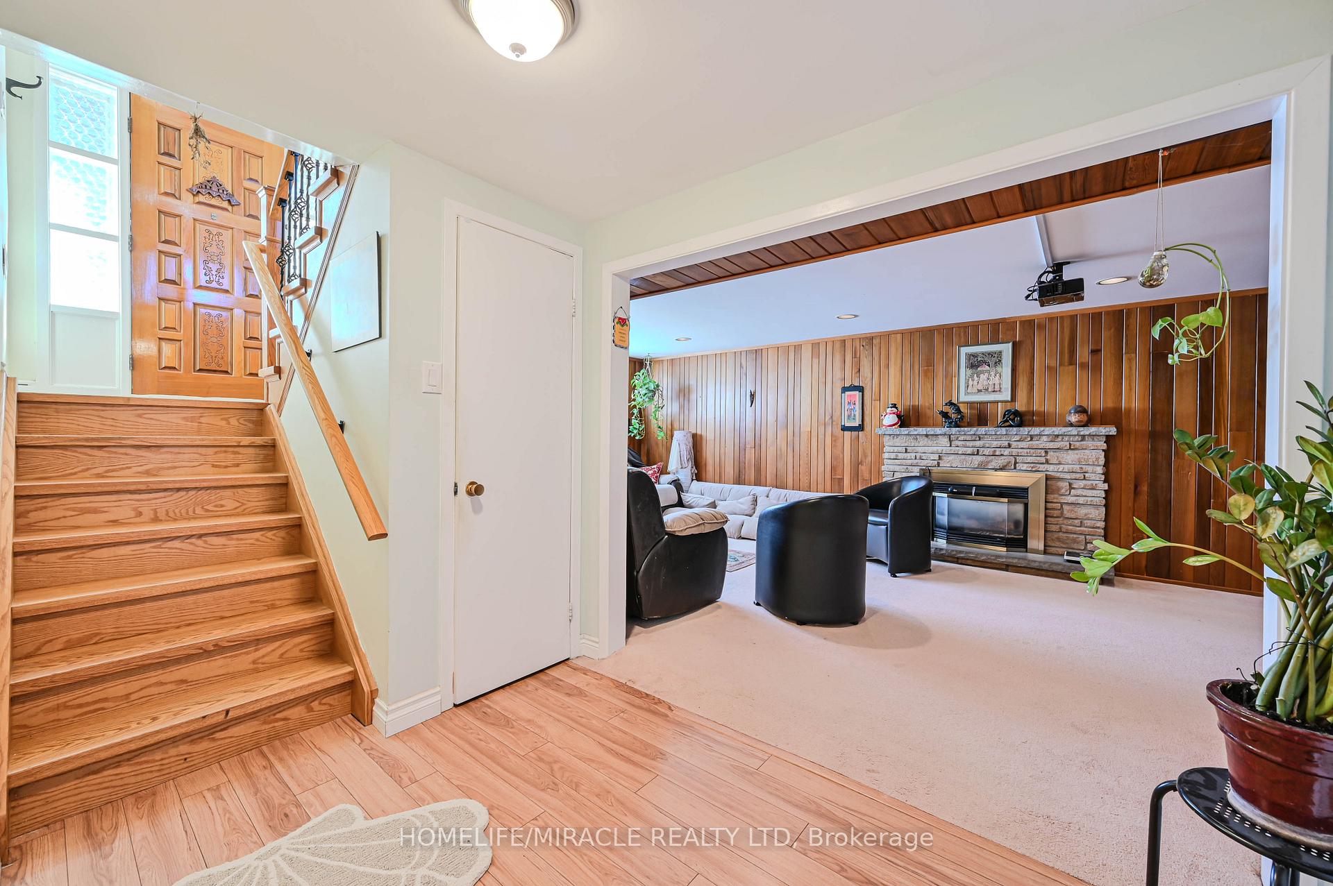 Photo 44 of 3273 Strabane Drive, Mississauga, Erindale — HOMEH