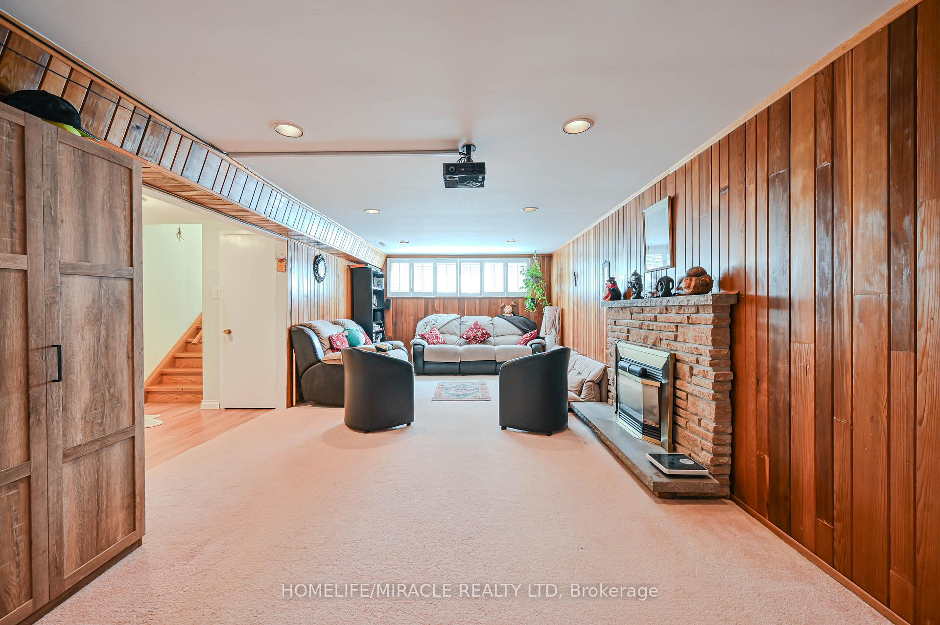 Photo 43 of 3273 Strabane Drive, Mississauga, Erindale — HOMEH