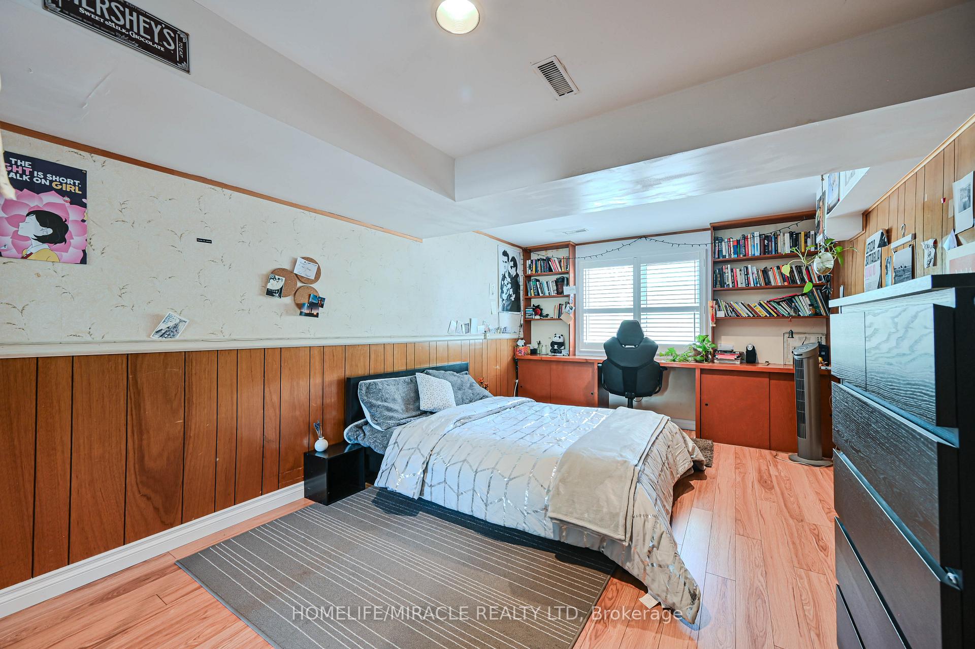 Photo 38 of 3273 Strabane Drive, Mississauga, Erindale — HOMEH