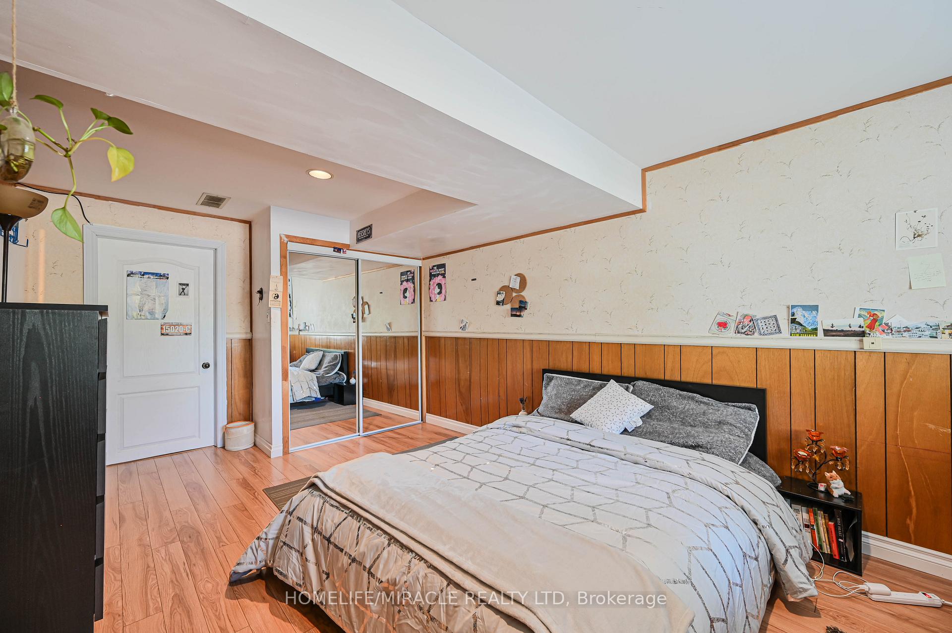 Photo 33 of 3273 Strabane Drive, Mississauga, Erindale — HOMEH