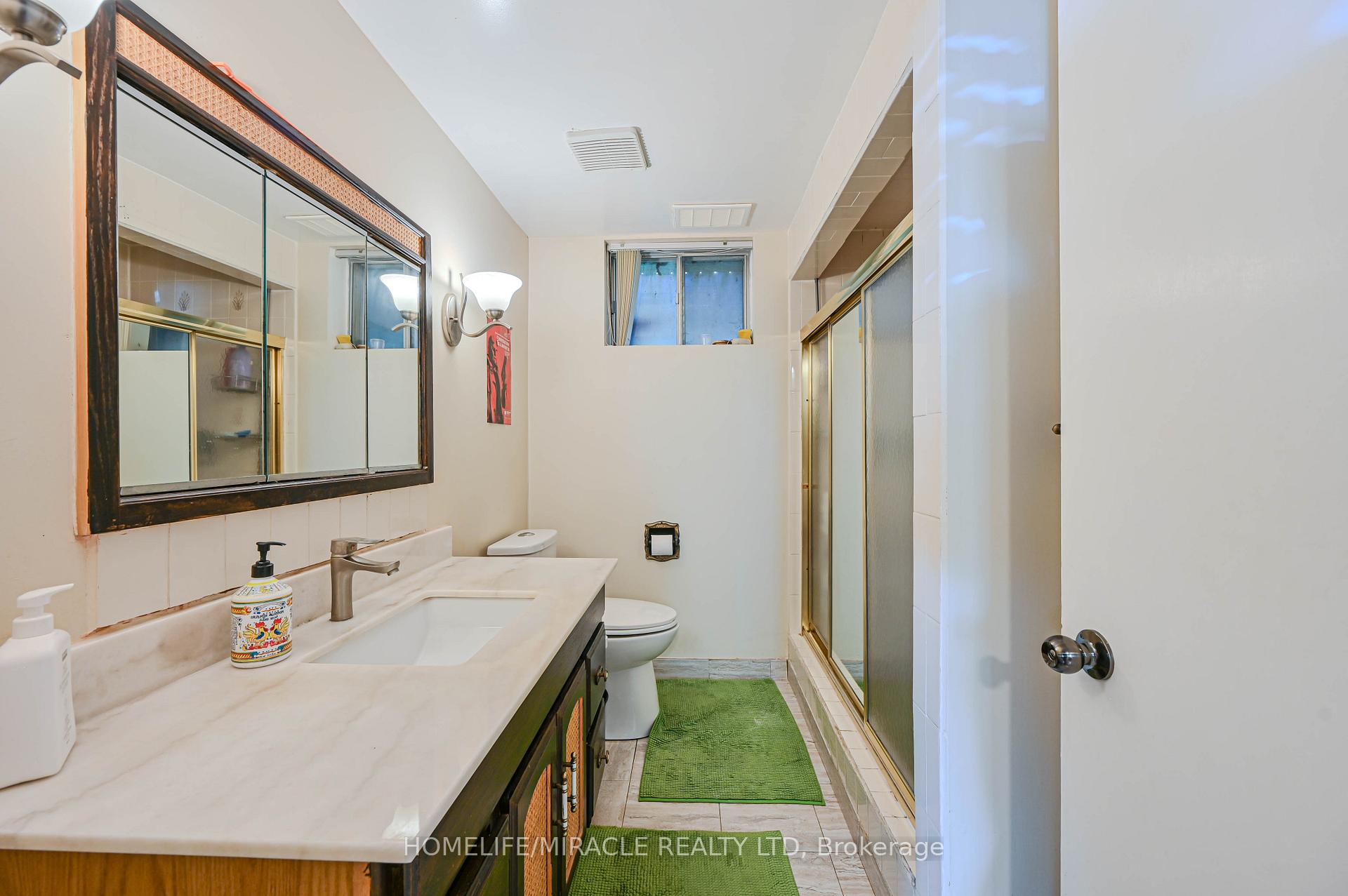 Photo 29 of 3273 Strabane Drive, Mississauga, Erindale — HOMEH