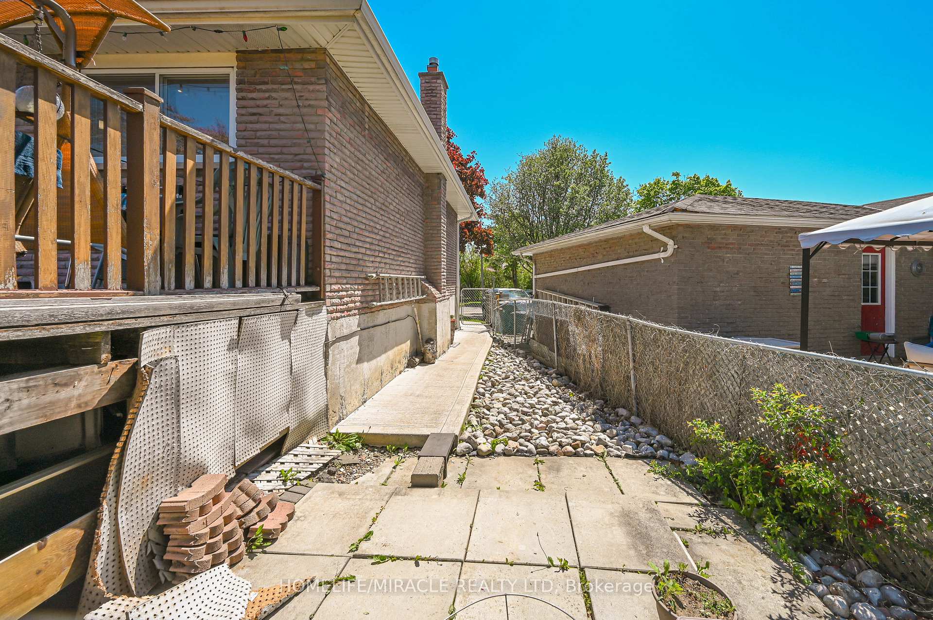 Photo 36 of 3273 Strabane Drive, Mississauga, Erindale — HOMEH
