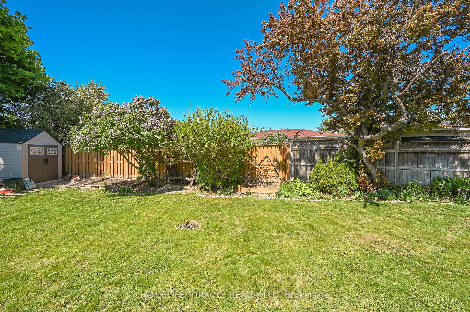 Photo 32 of 3273 Strabane Drive, Mississauga, Erindale — HOMEH