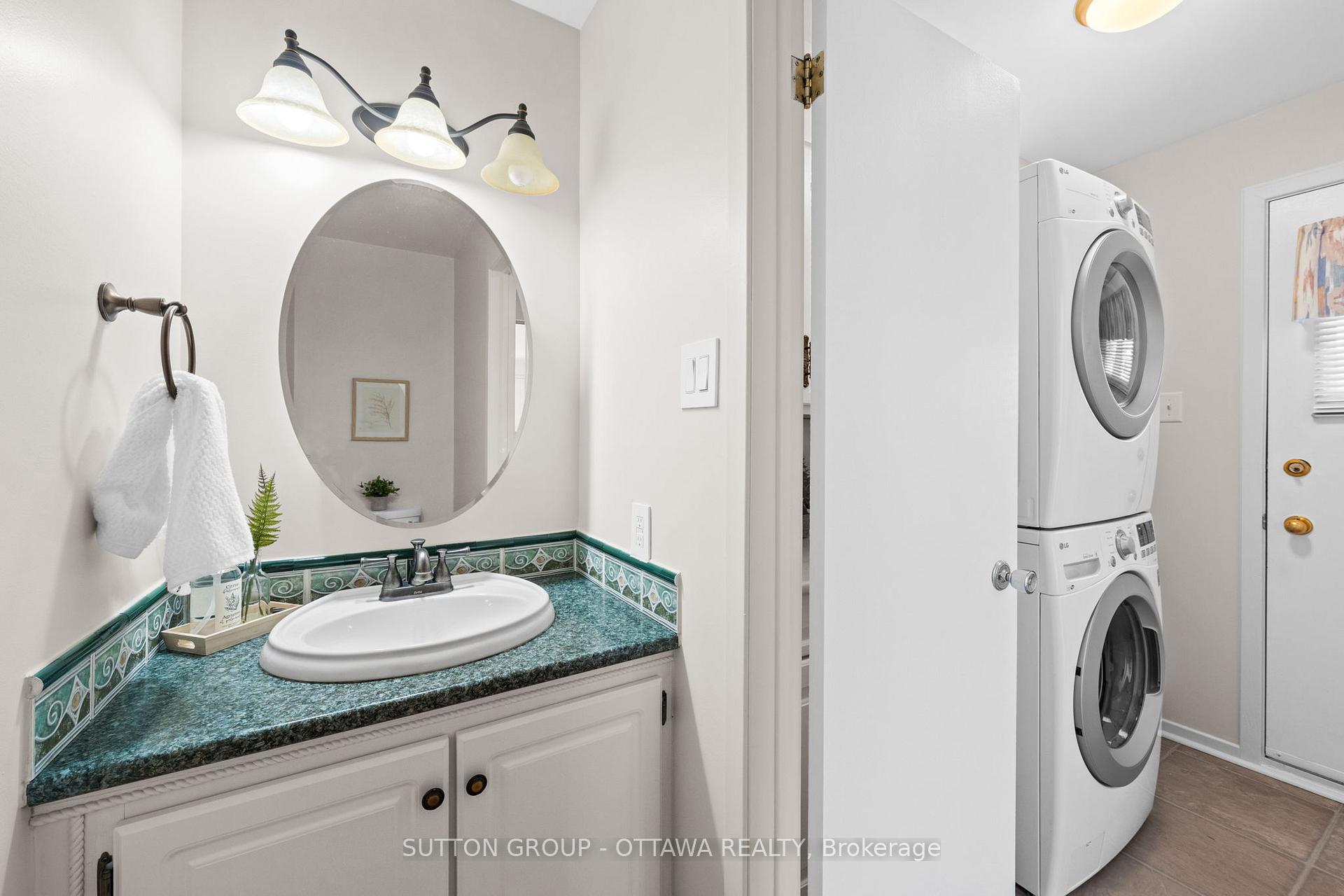 Photo 11 of 908 Chaleur Way, Ottawa, Convent Glen — HOMEH