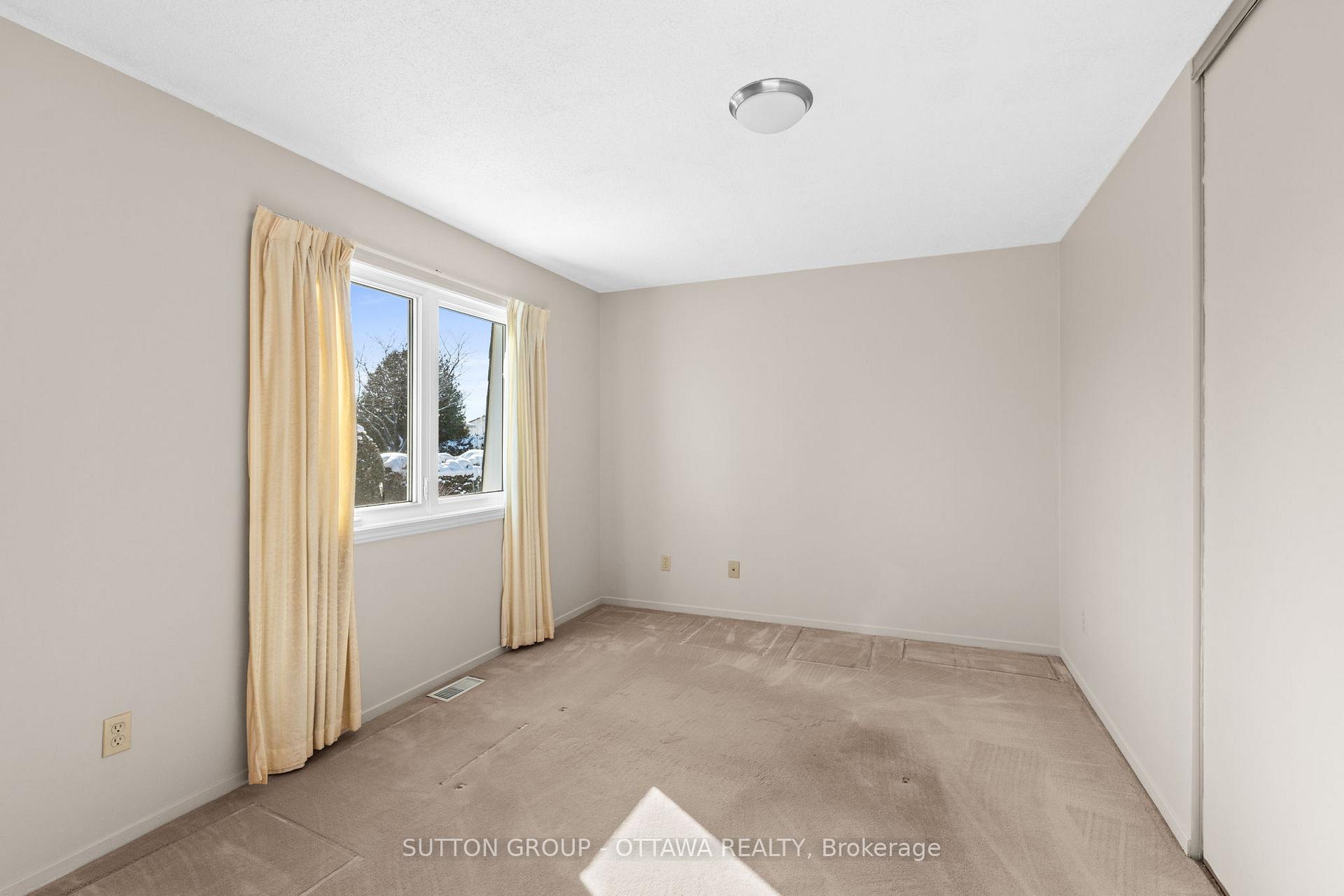 Photo 26 of 908 Chaleur Way, Ottawa, Convent Glen — HOMEH