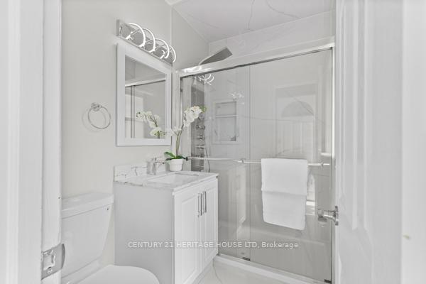 Photo 7 of 181 Highland Road E, Kitchener — HOMEH