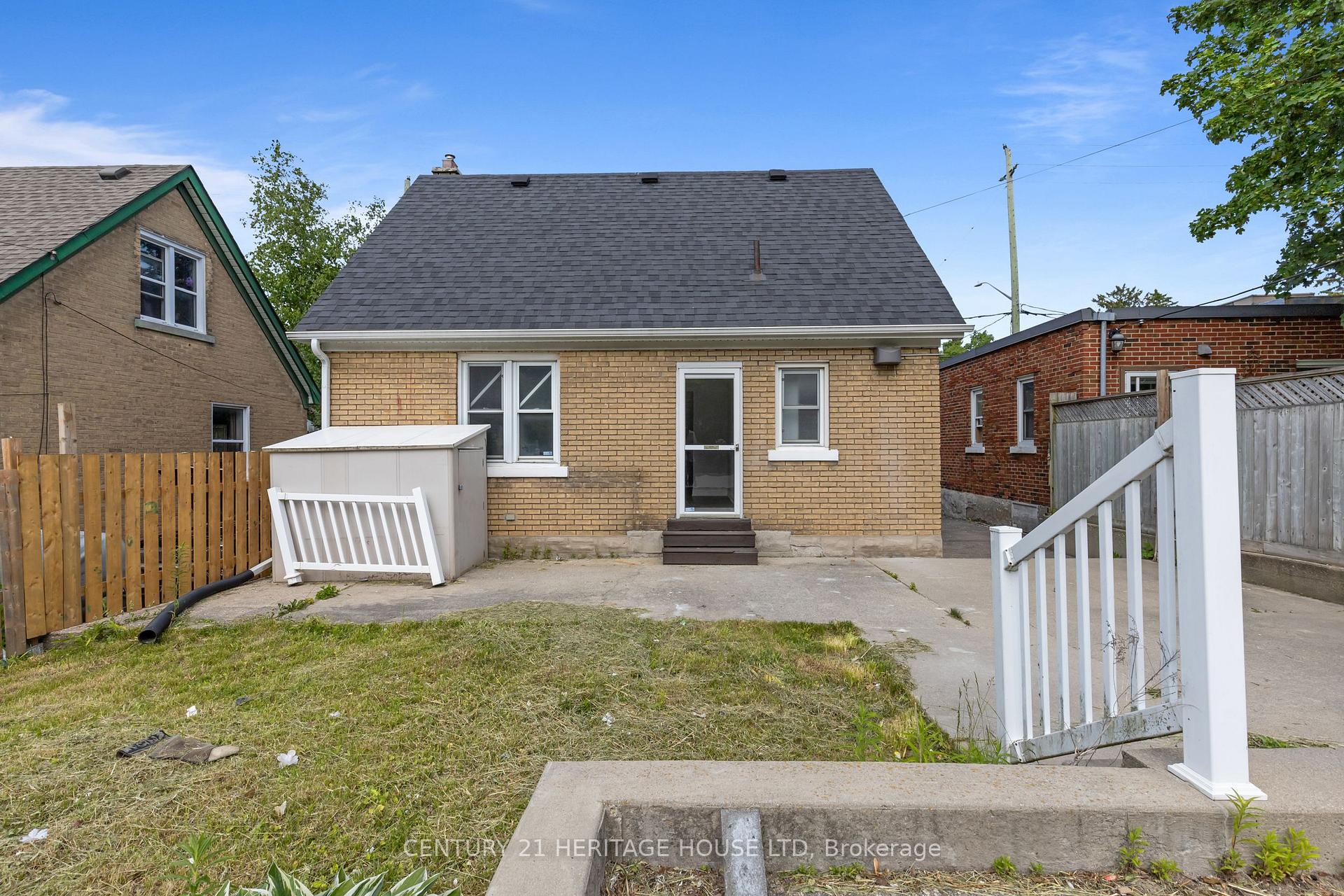 Photo 14 of 181 Highland Road E, Kitchener — HOMEH