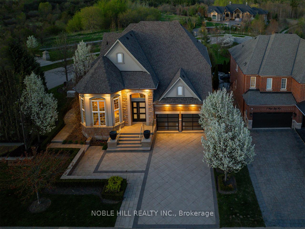 Photo 1 of 9 Chapel Gully Trail, King, Nobleton — HOMEH
