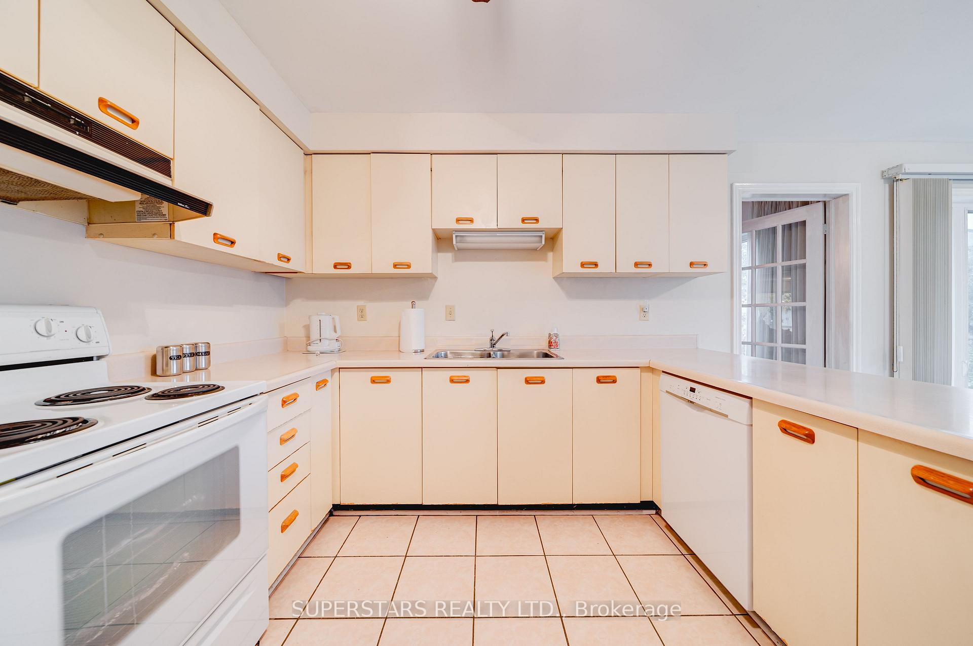 Photo 22 of 17 Hillcroft Drive, Markham, Milliken Mills East — HOMEH