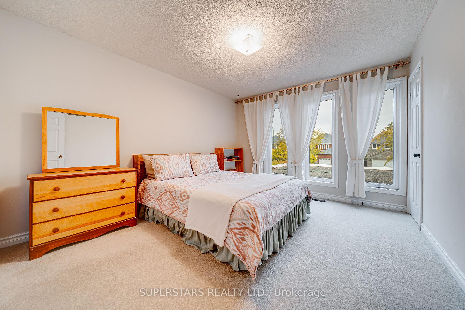 Photo 23 of 17 Hillcroft Drive, Markham, Milliken Mills East — HOMEH