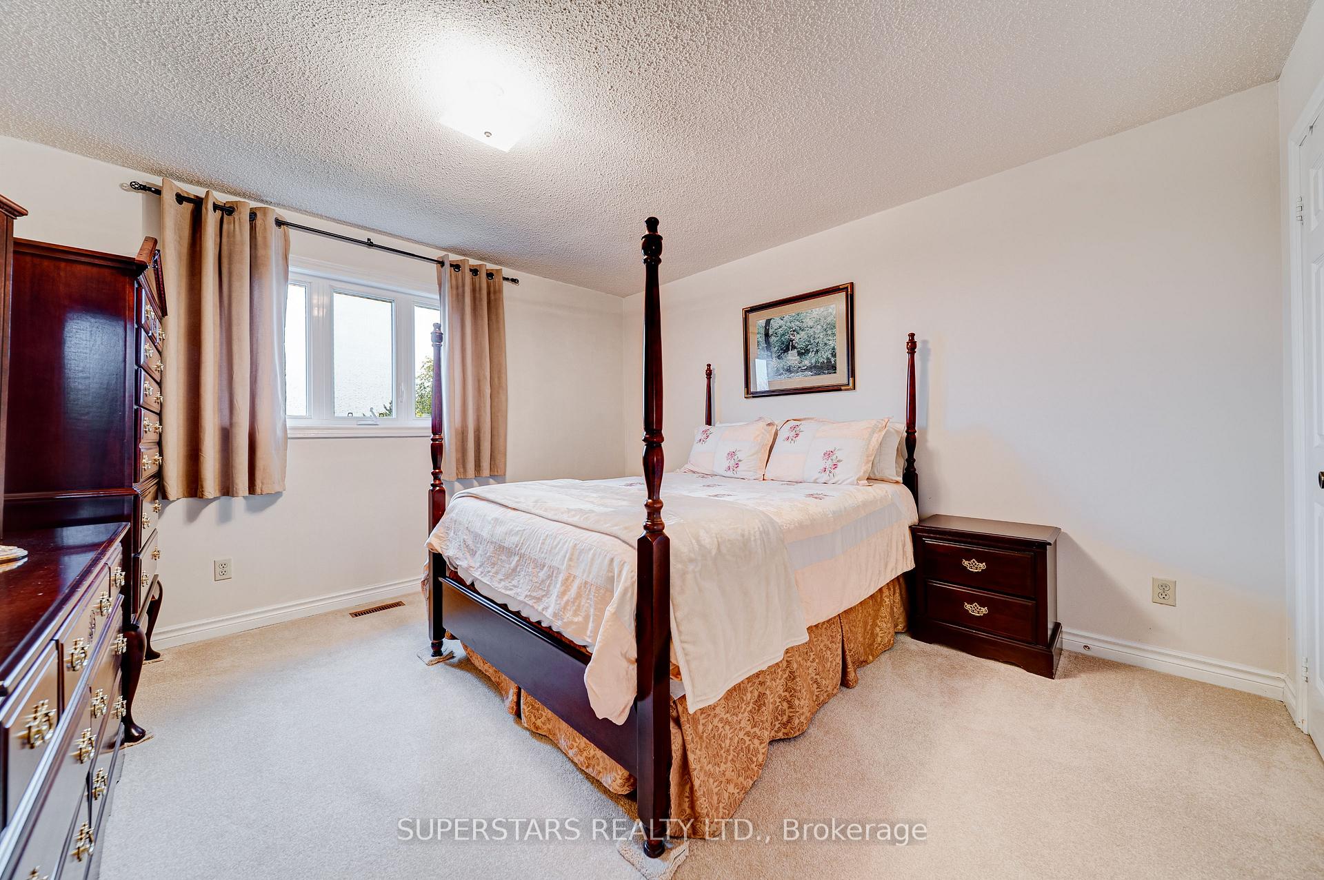 Photo 32 of 17 Hillcroft Drive, Markham, Milliken Mills East — HOMEH