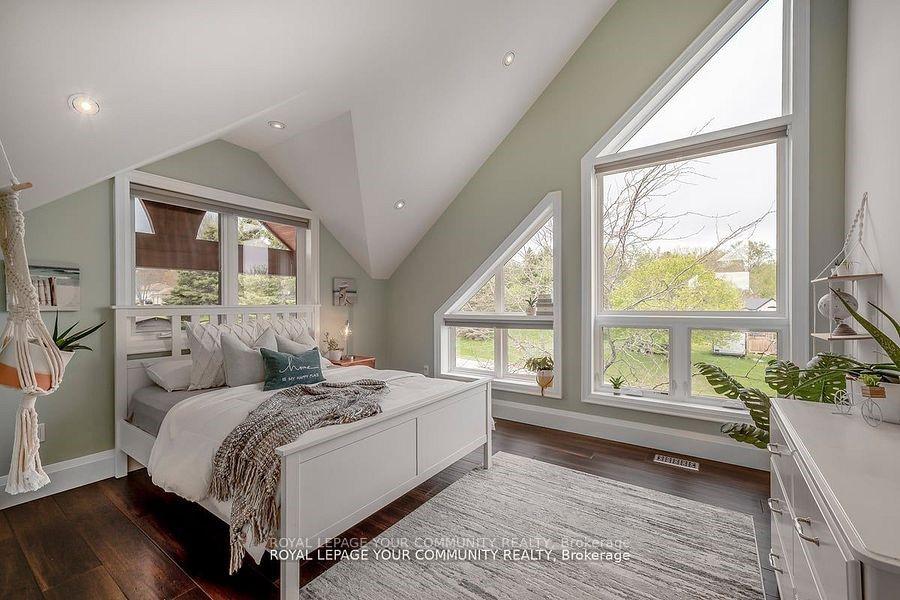Photo 24 of 58 Marlow Circle, Springwater, Hillsdale — HOMEH