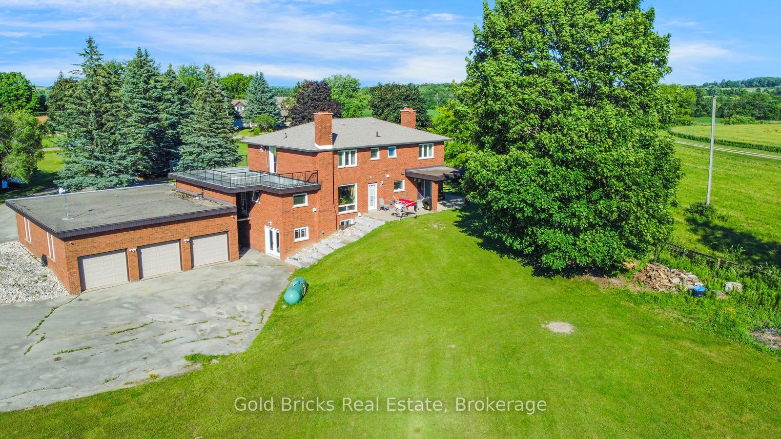 Photo 4 of 2052 18th Side Road, New Tecumseth, Tottenham — HOMEH