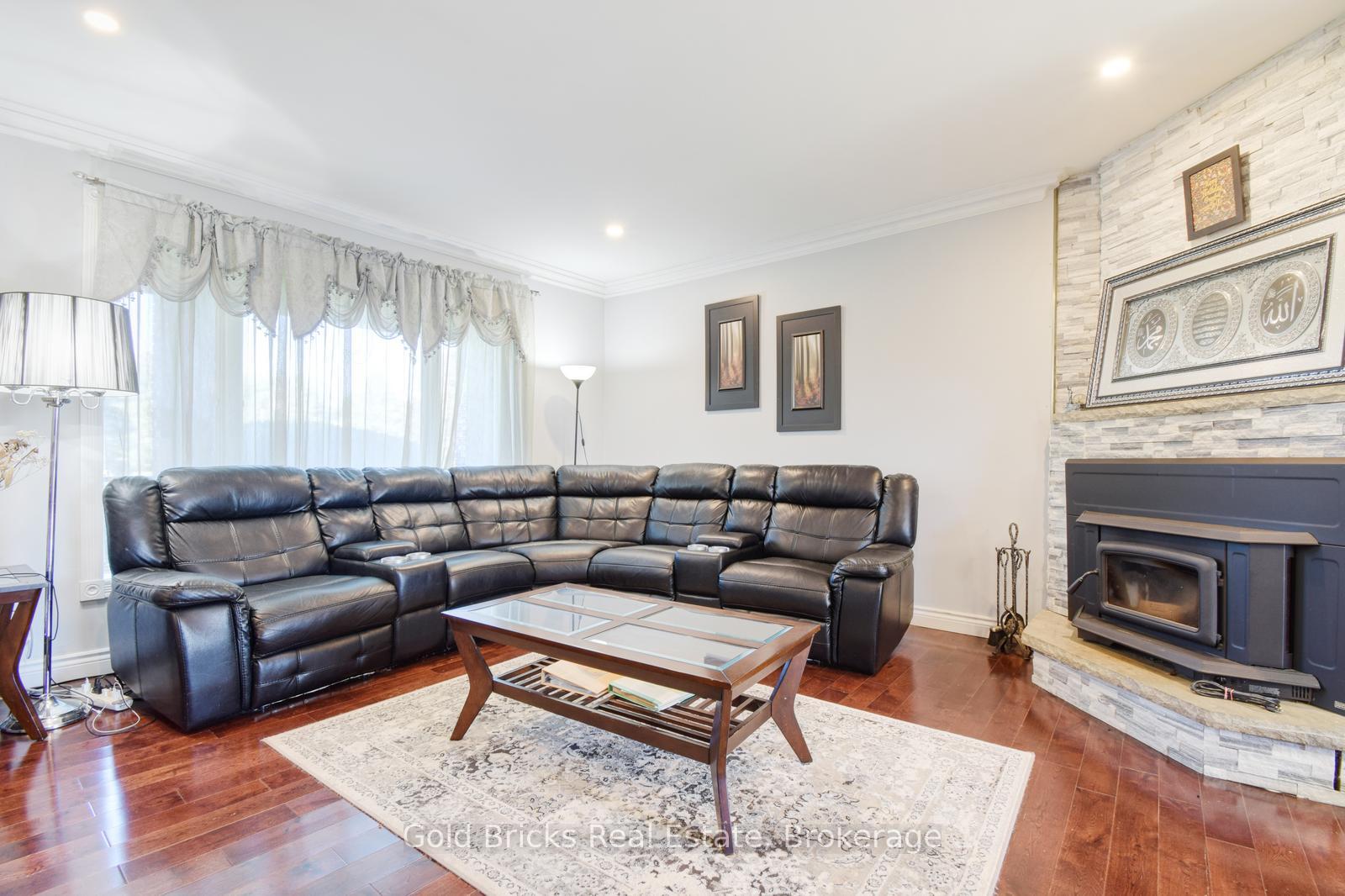 Photo 7 of 2052 18th Side Road, New Tecumseth, Tottenham — HOMEH