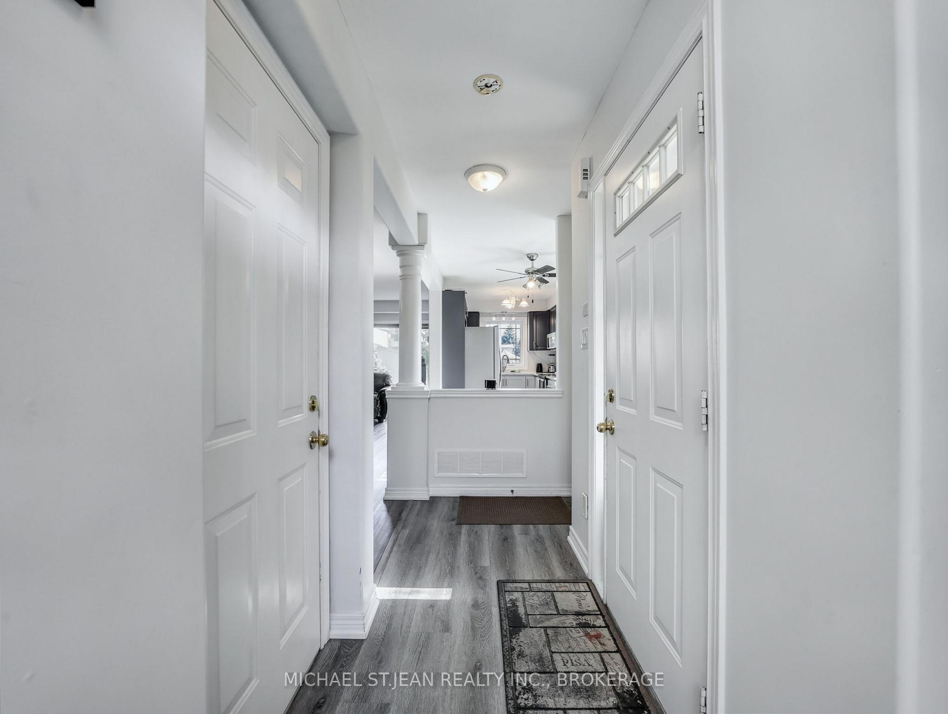 Photo 3 of Unit 19, 242 Upper Mount Albion Road, Hamilton, Stoney Creek — HOMEH