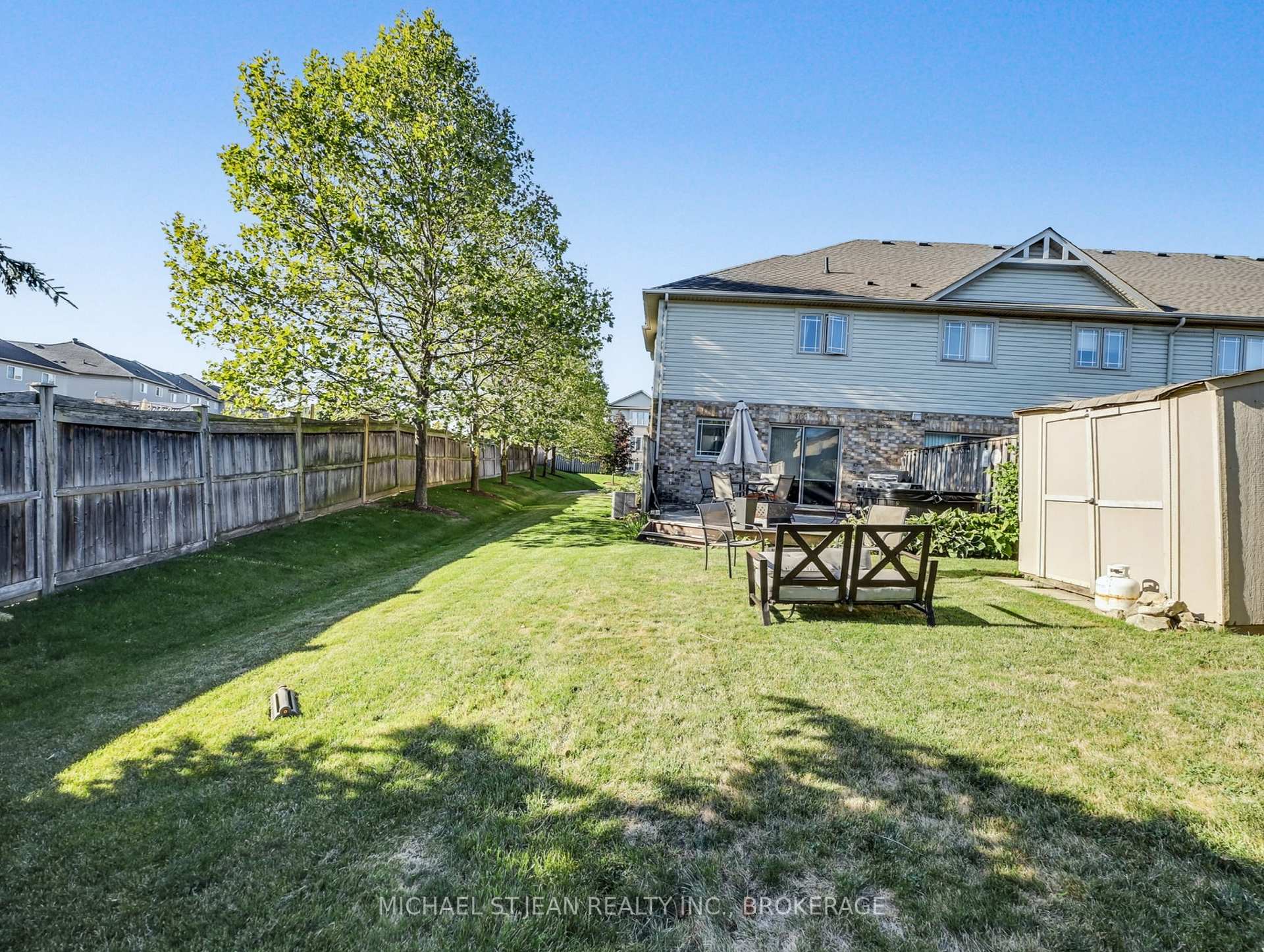 Photo 8 of Unit 19, 242 Upper Mount Albion Road, Hamilton, Stoney Creek — HOMEH
