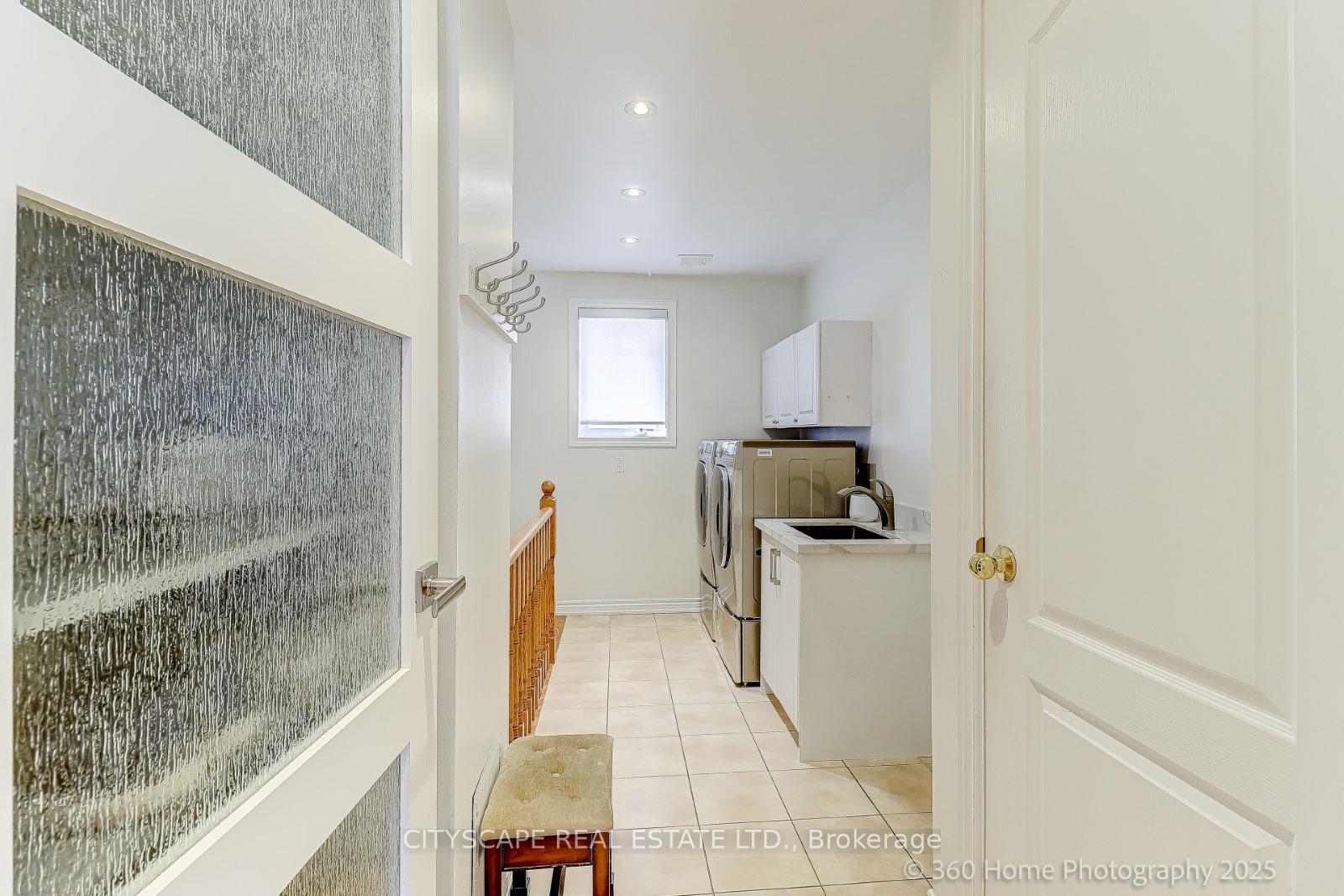 Photo 17 of 4 Hellyer Avenue, Brampton, Bram West — HOMEH