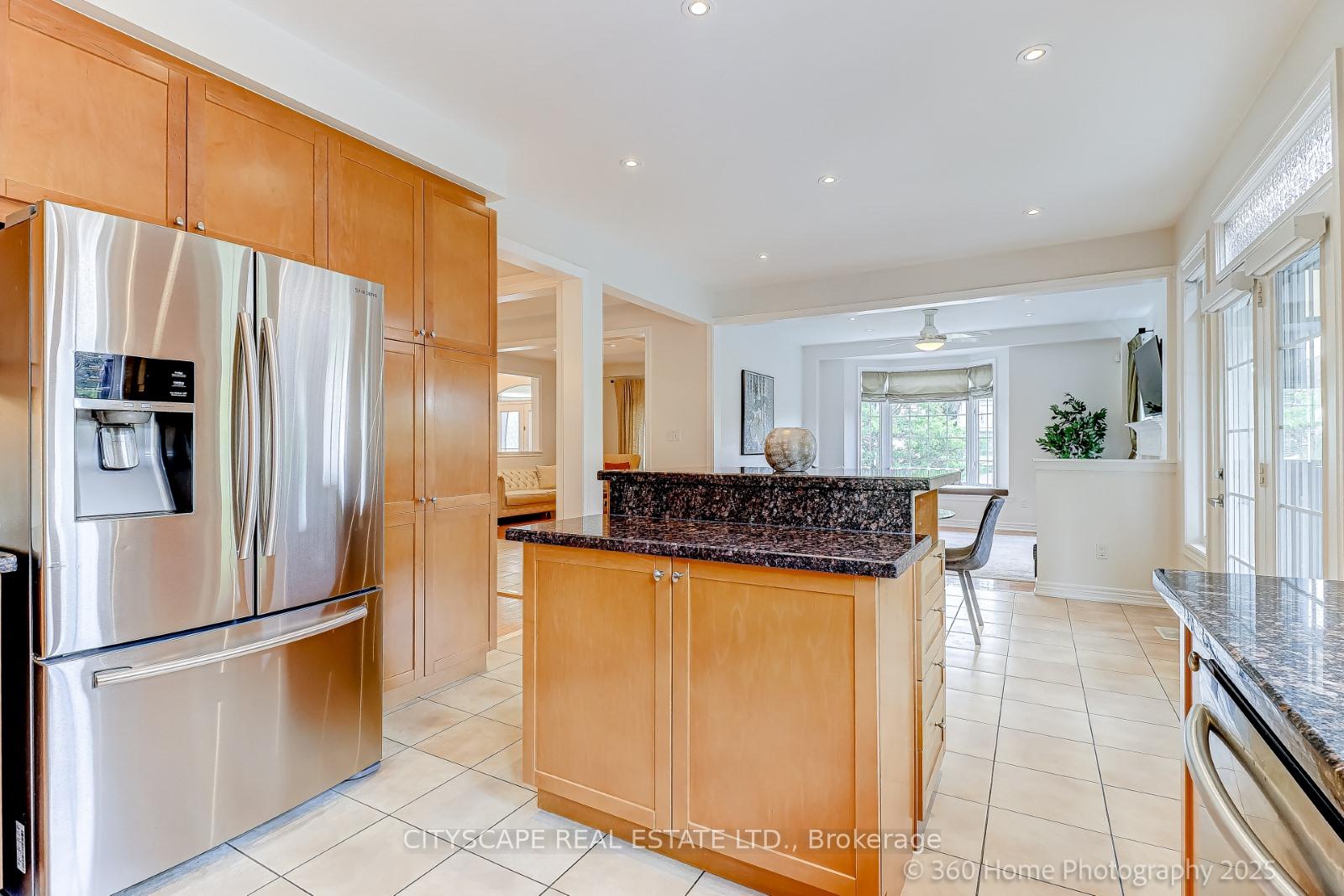 Photo 9 of 4 Hellyer Avenue, Brampton, Bram West — HOMEH