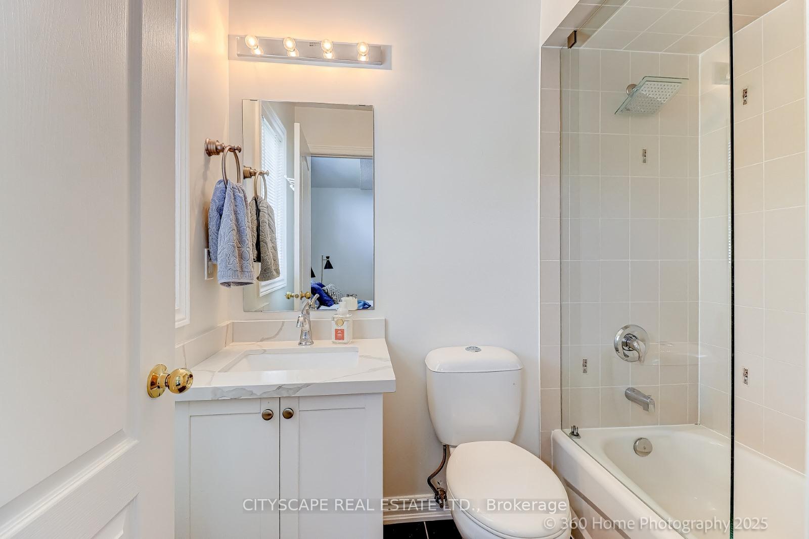 Photo 15 of 4 Hellyer Avenue, Brampton, Bram West — HOMEH