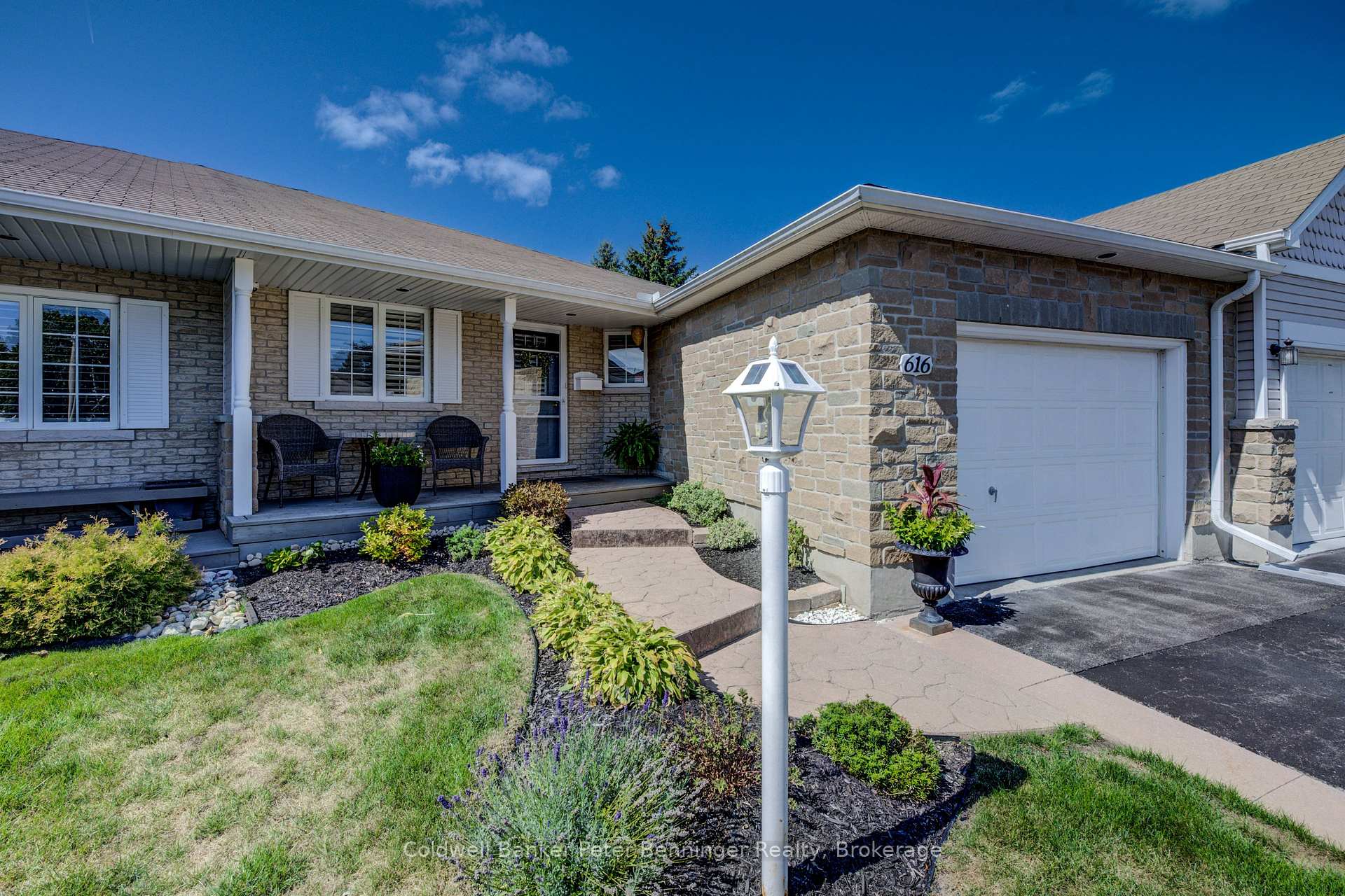 Photo 21 of 616 Spinnaker Crescent, Waterloo — HOMEH
