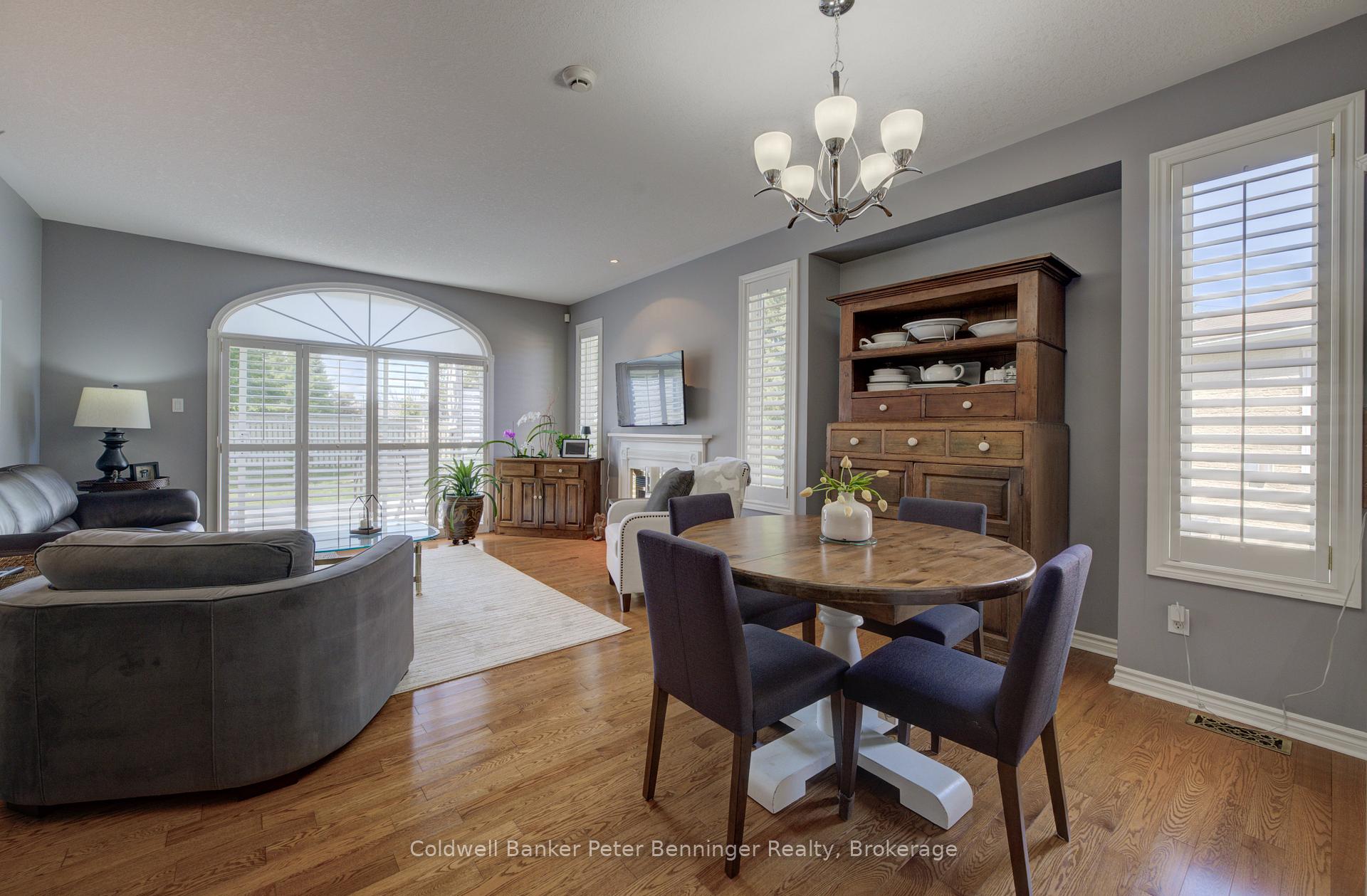 Photo 6 of 616 Spinnaker Crescent, Waterloo — HOMEH