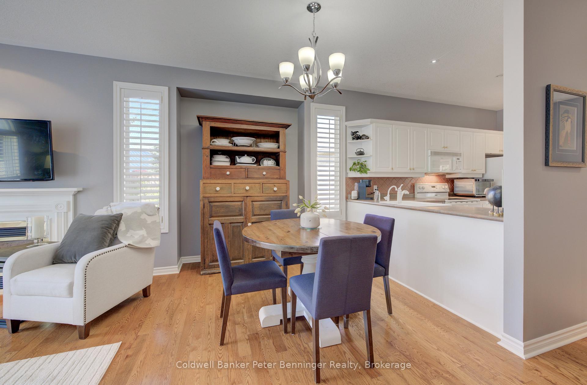Photo 12 of 616 Spinnaker Crescent, Waterloo — HOMEH