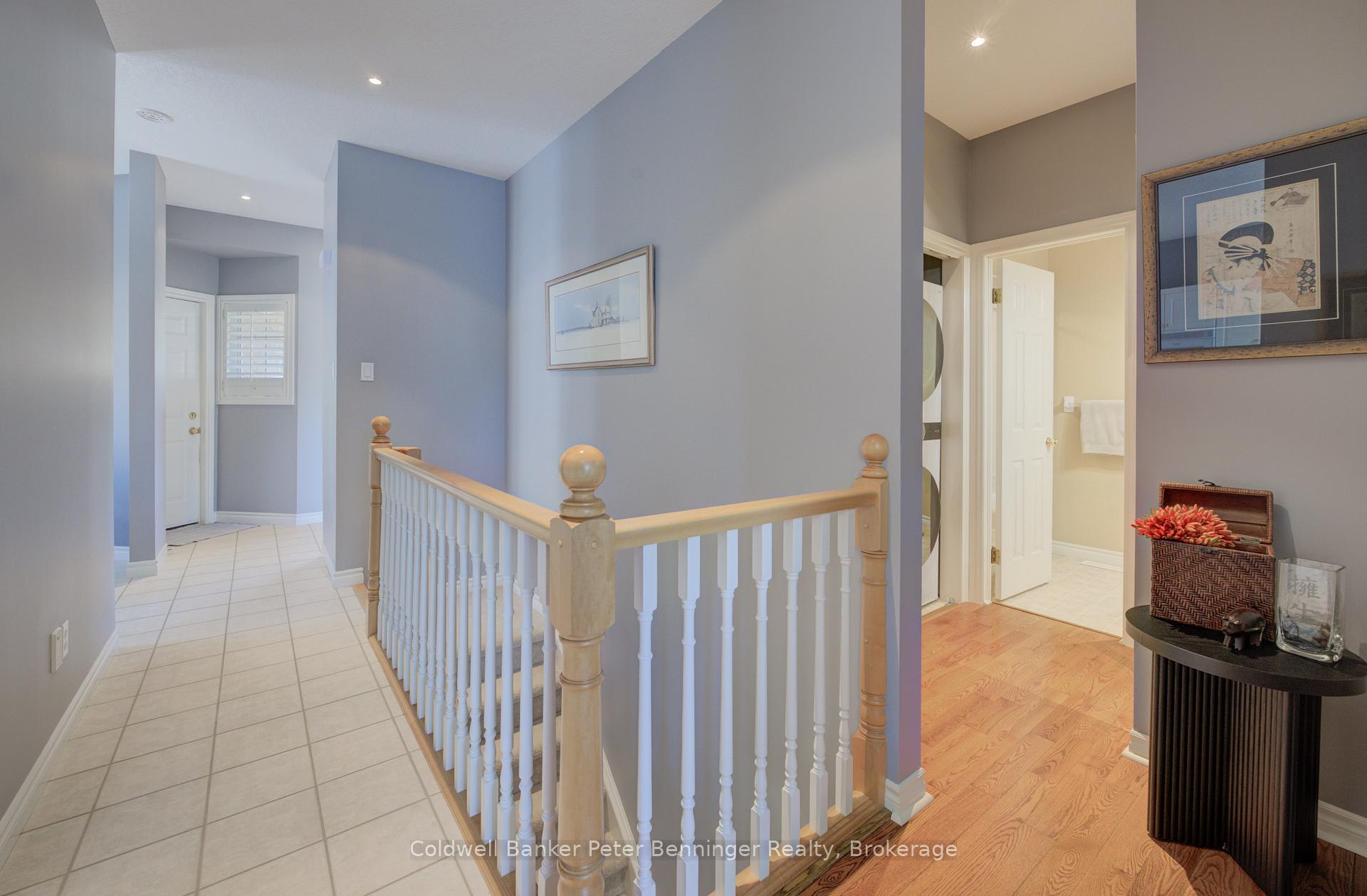 Photo 17 of 616 Spinnaker Crescent, Waterloo — HOMEH