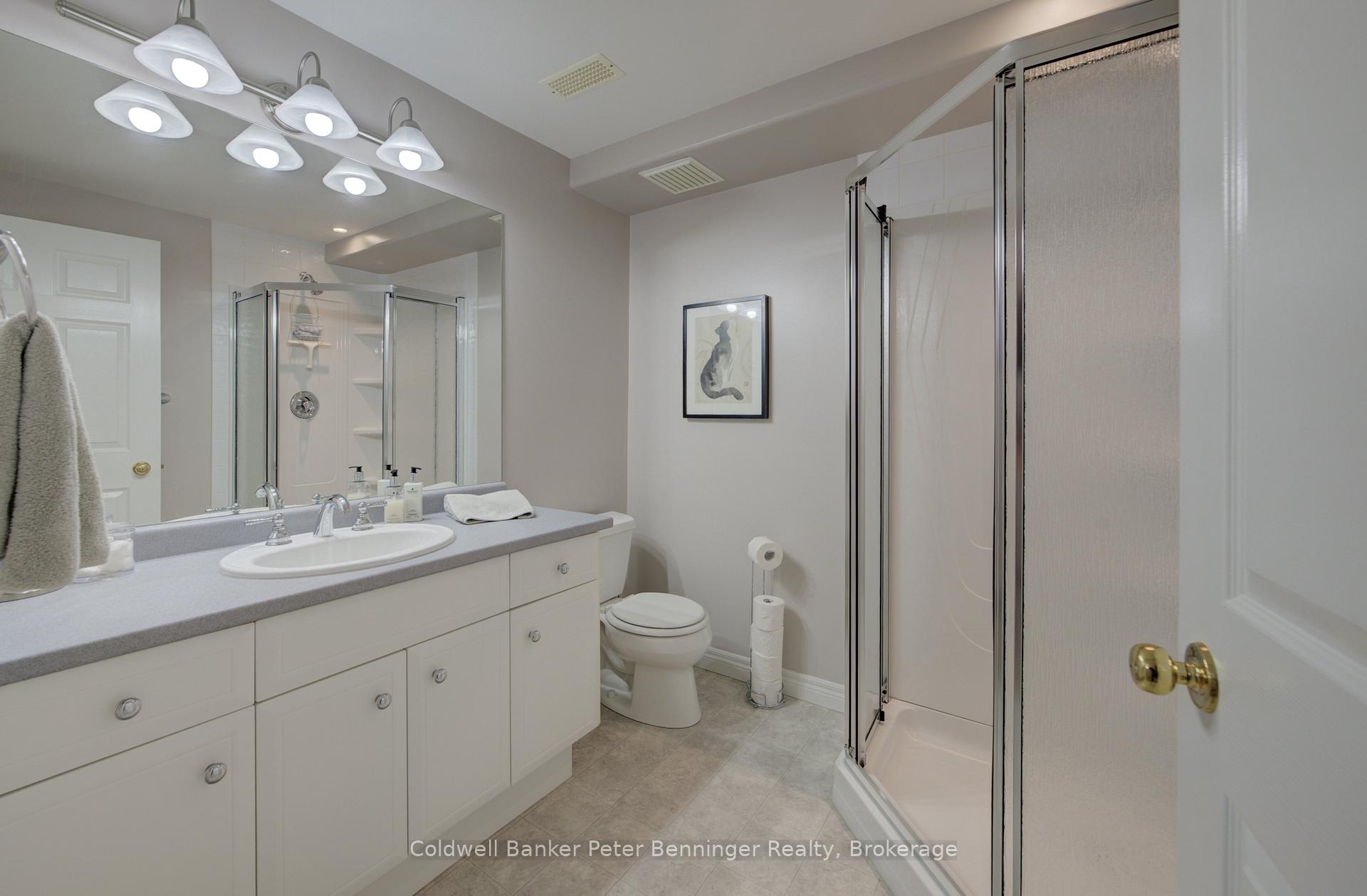 Photo 4 of 616 Spinnaker Crescent, Waterloo — HOMEH