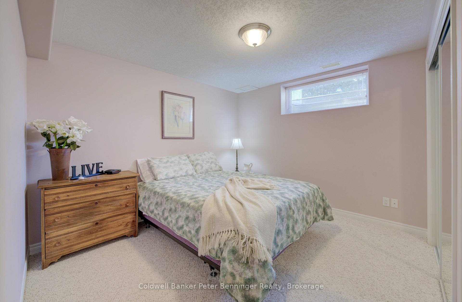 Photo 44 of 616 Spinnaker Crescent, Waterloo — HOMEH