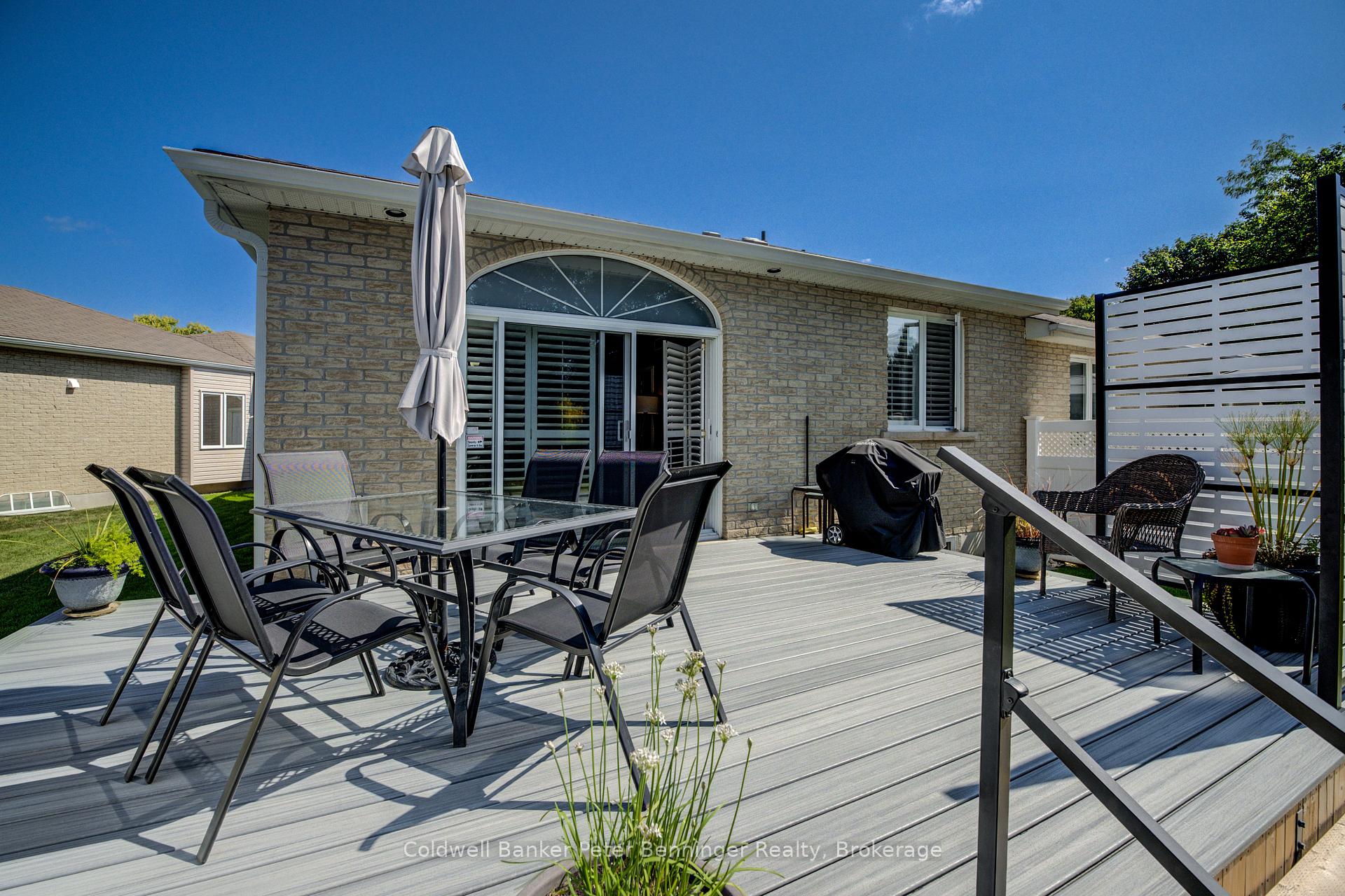 Photo 26 of 616 Spinnaker Crescent, Waterloo — HOMEH