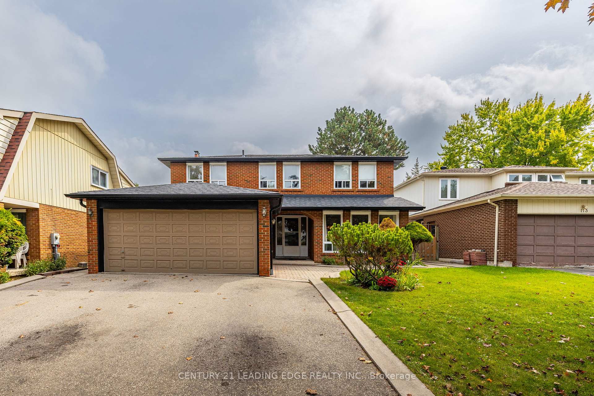 Front of 115 Simonston Boulevard