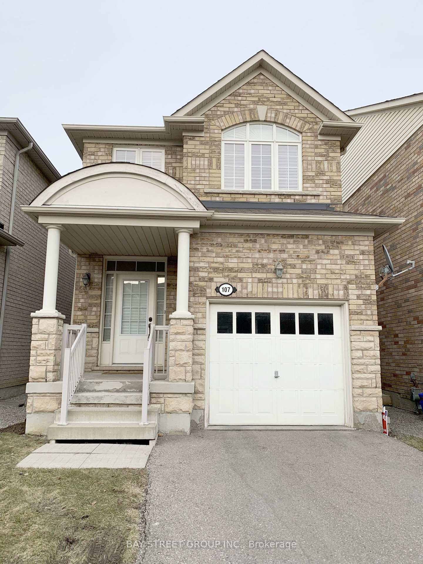 Photo 1 of 107 Boticelli Way, Vaughan, Vellore Village — HOMEH