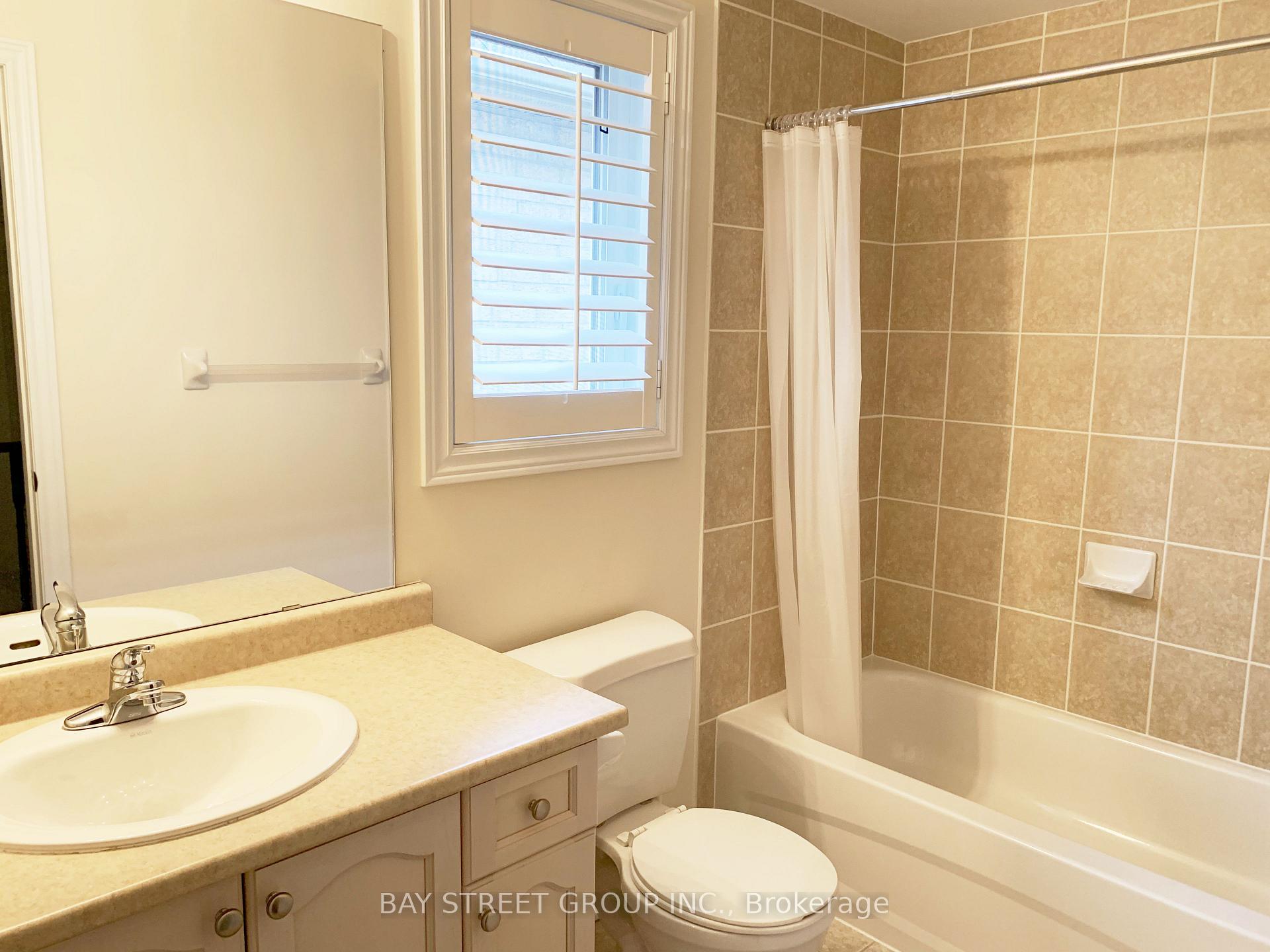 Photo 12 of 107 Boticelli Way, Vaughan, Vellore Village — HOMEH