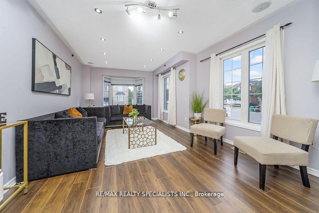 Photo 3 of 64 Botavia Downs Drive, Brampton, Fletcher's Meadow — HOMEH
