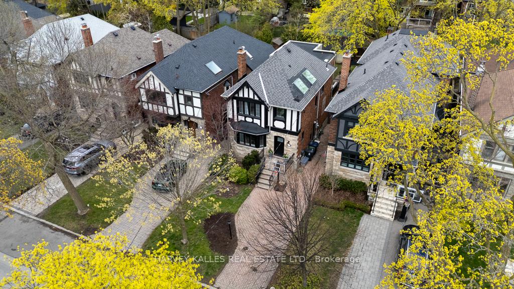Photo 7 of 516 St Clements Avenue, Toronto, Forest Hill North — HOMEH