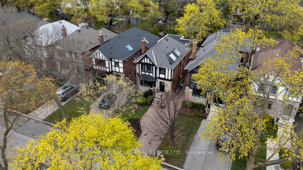 Photo 9 of 516 St Clements Avenue, Toronto, Forest Hill North — HOMEH