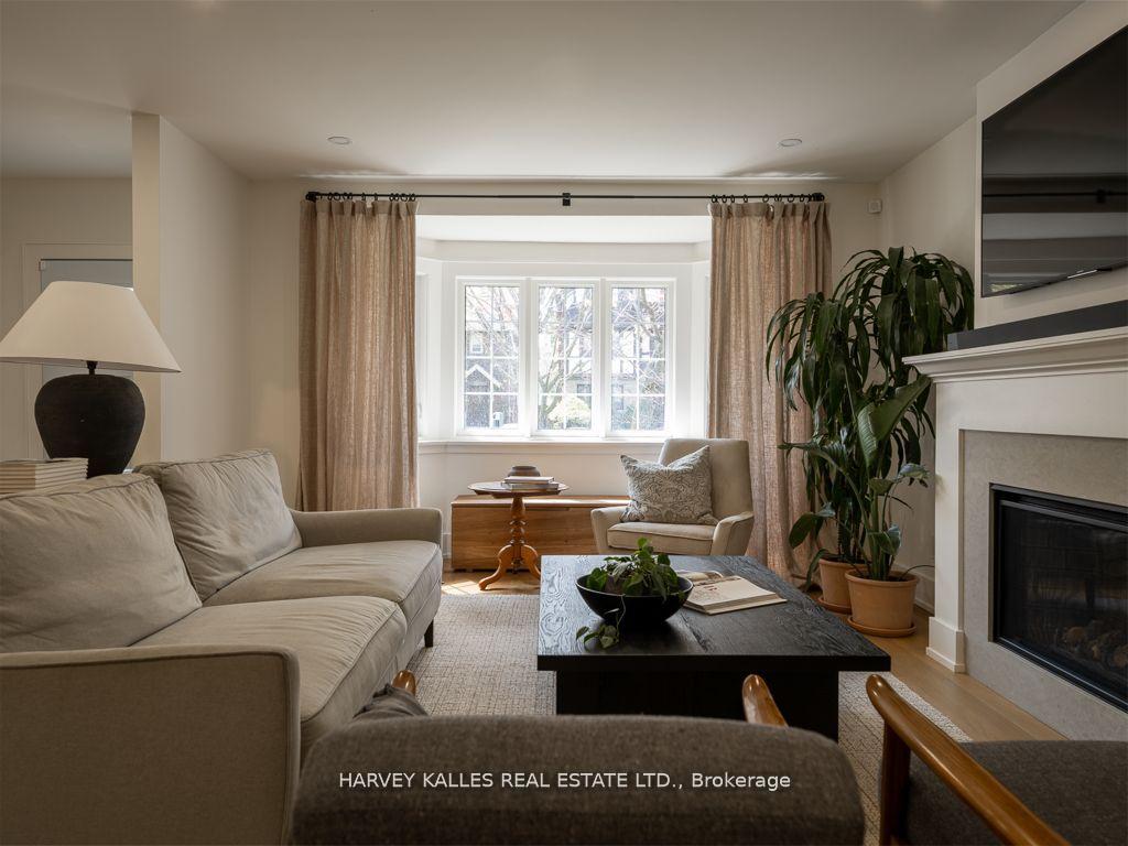 Photo 8 of 516 St Clements Avenue, Toronto, Forest Hill North — HOMEH