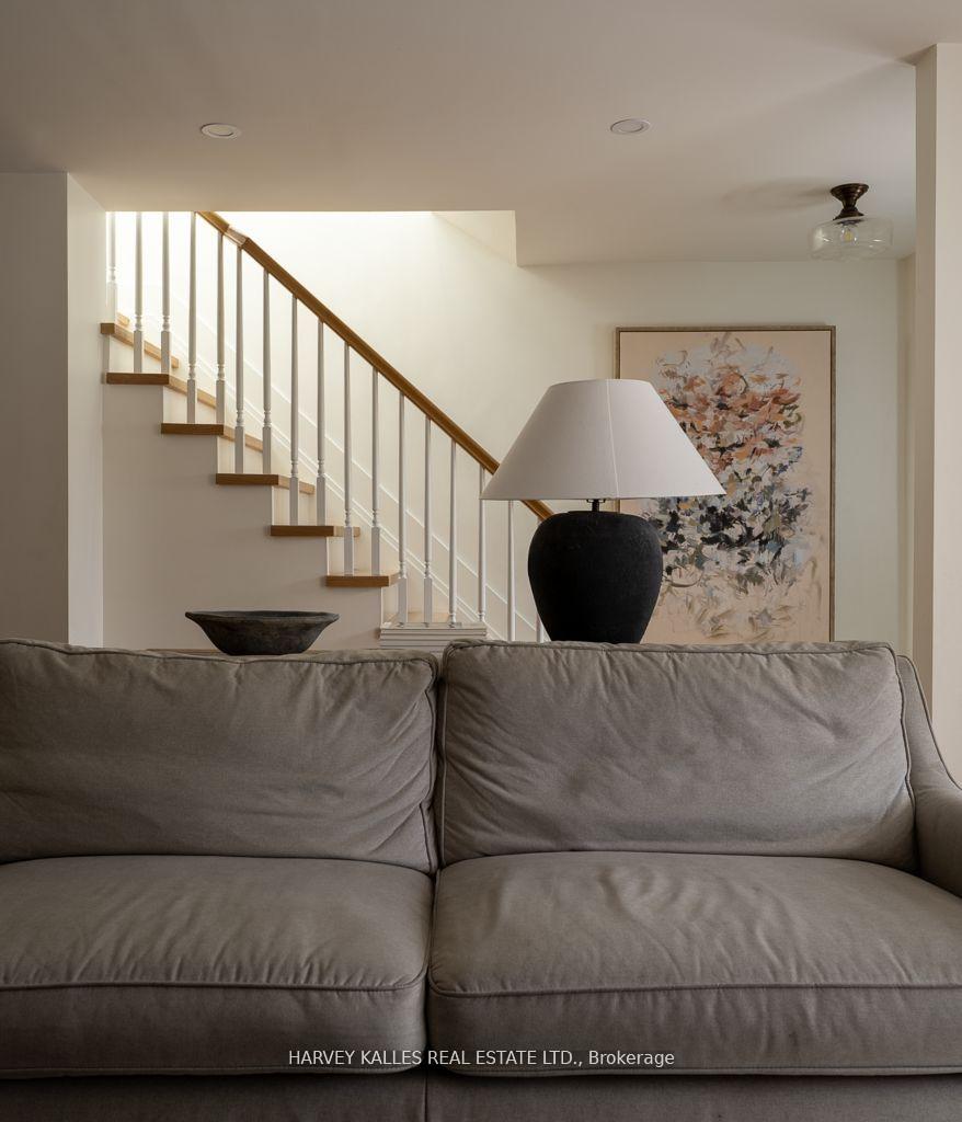 Photo 5 of 516 St Clements Avenue, Toronto, Forest Hill North — HOMEH