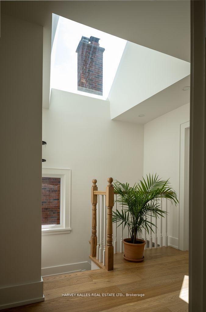 Photo 15 of 516 St Clements Avenue, Toronto, Forest Hill North — HOMEH