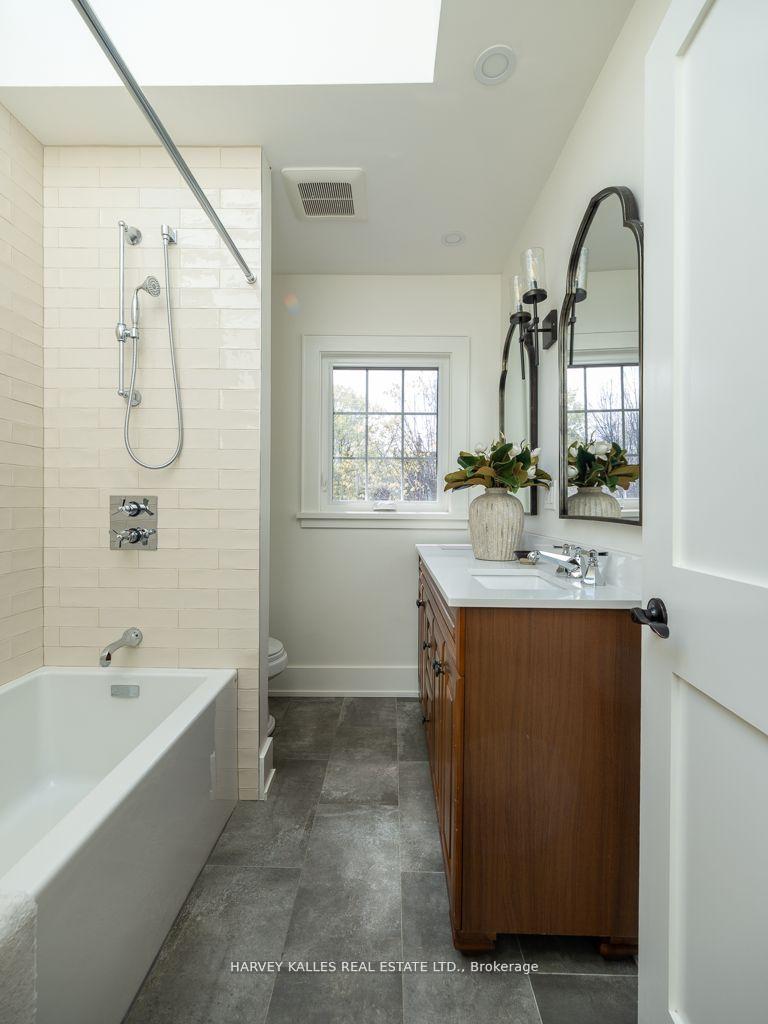 Photo 33 of 516 St Clements Avenue, Toronto, Forest Hill North — HOMEH