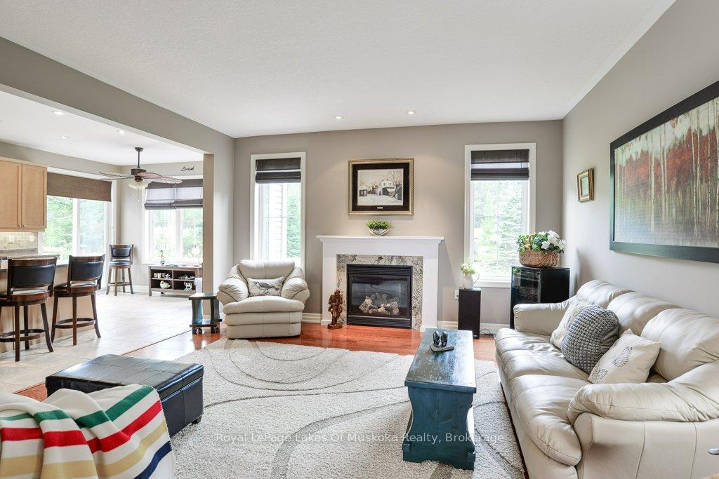 Photo 8 of 12 Pheasant Run, Bracebridge, Macaulay — HOMEH