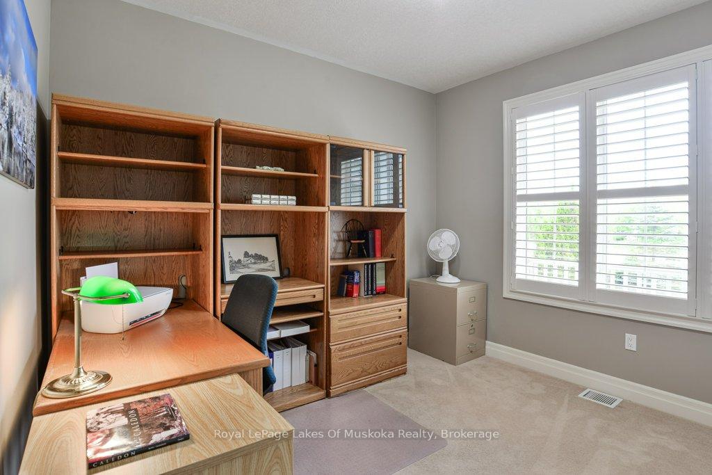 Photo 11 of 12 Pheasant Run, Bracebridge, Macaulay — HOMEH