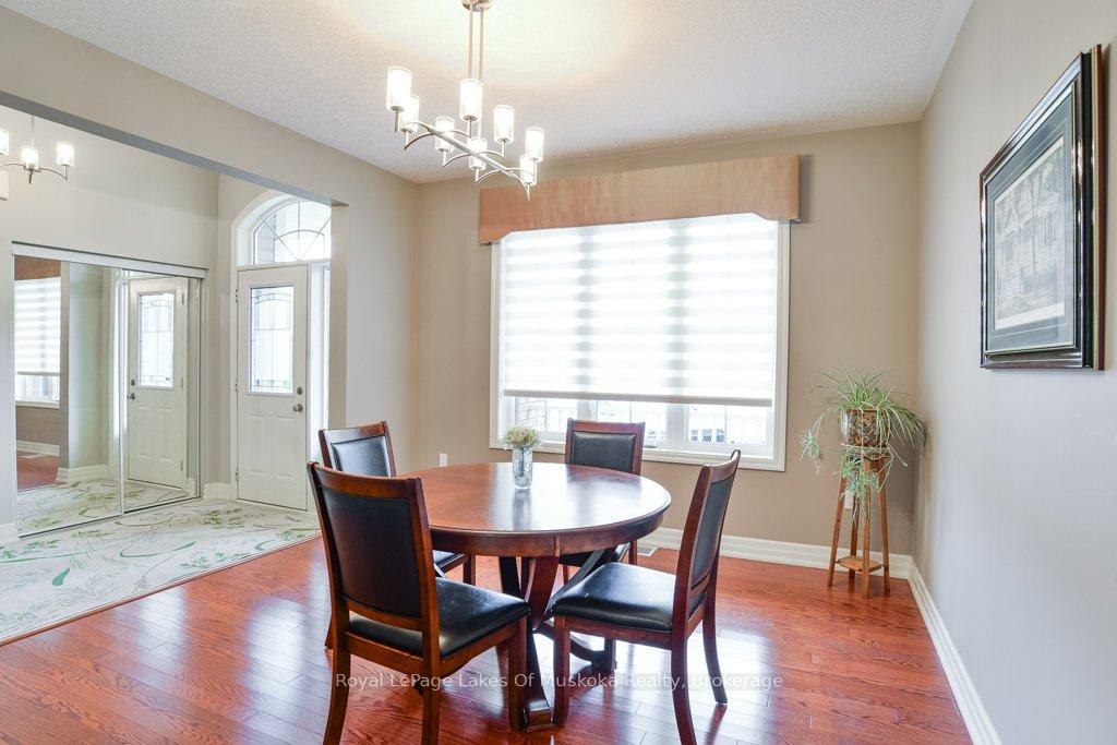 Photo 20 of 12 Pheasant Run, Bracebridge, Macaulay — HOMEH