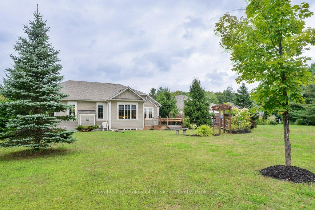 Photo 30 of 12 Pheasant Run, Bracebridge, Macaulay — HOMEH