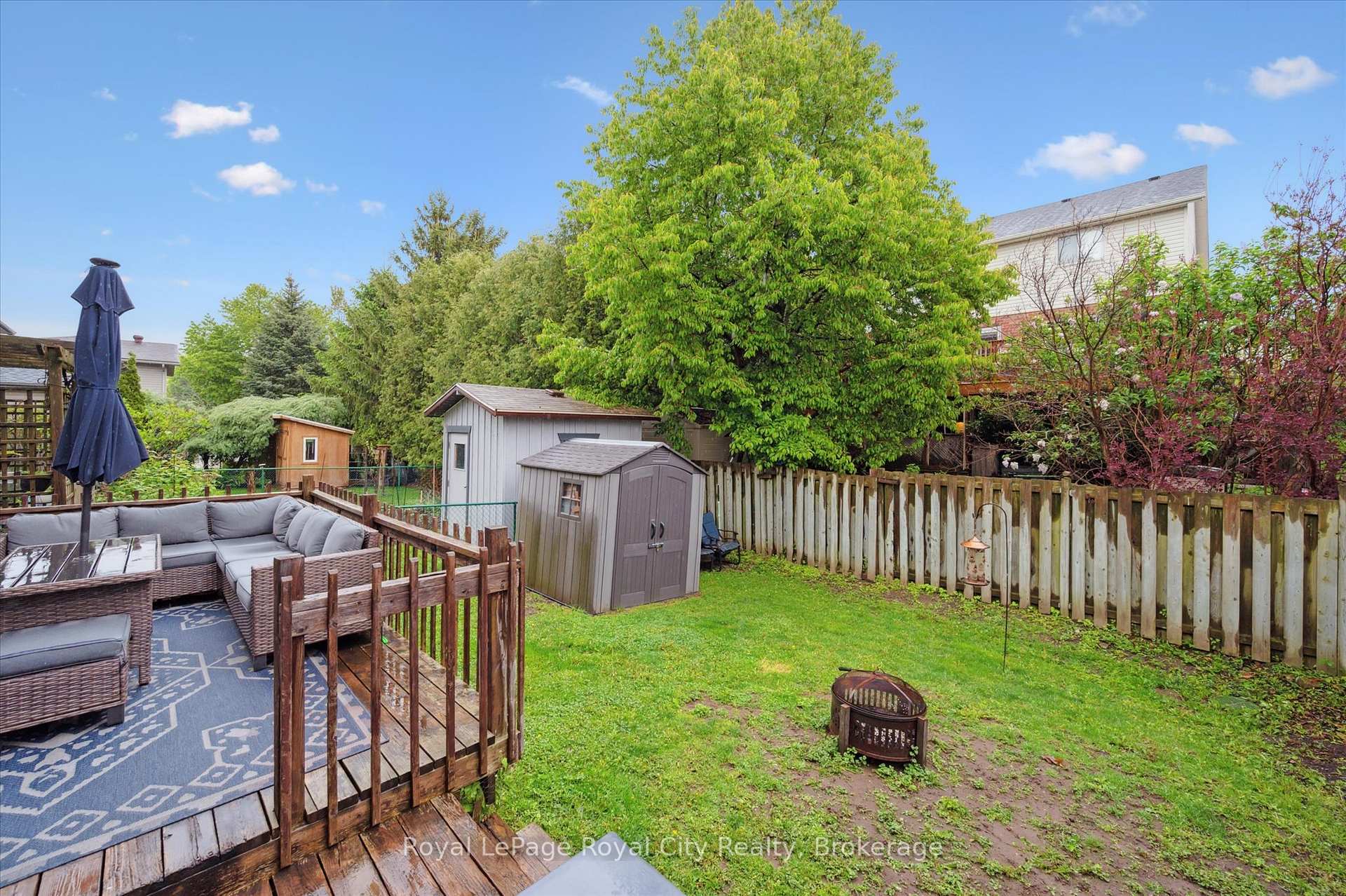 Photo 36 of 93 Doyle Drive, Guelph, Clairfields/Hanlon Business Park — HOMEH