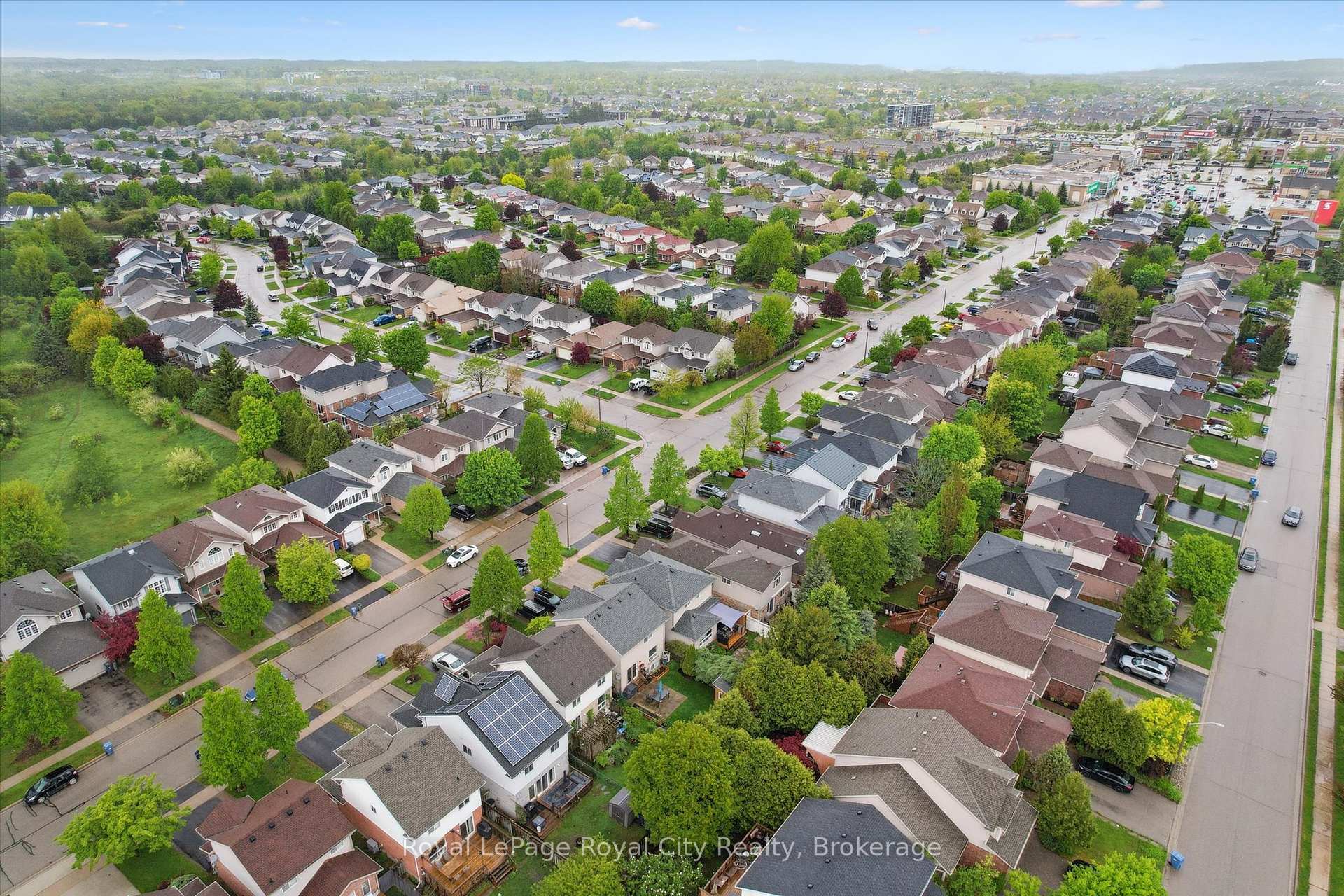 Photo 45 of 93 Doyle Drive, Guelph, Clairfields/Hanlon Business Park — HOMEH