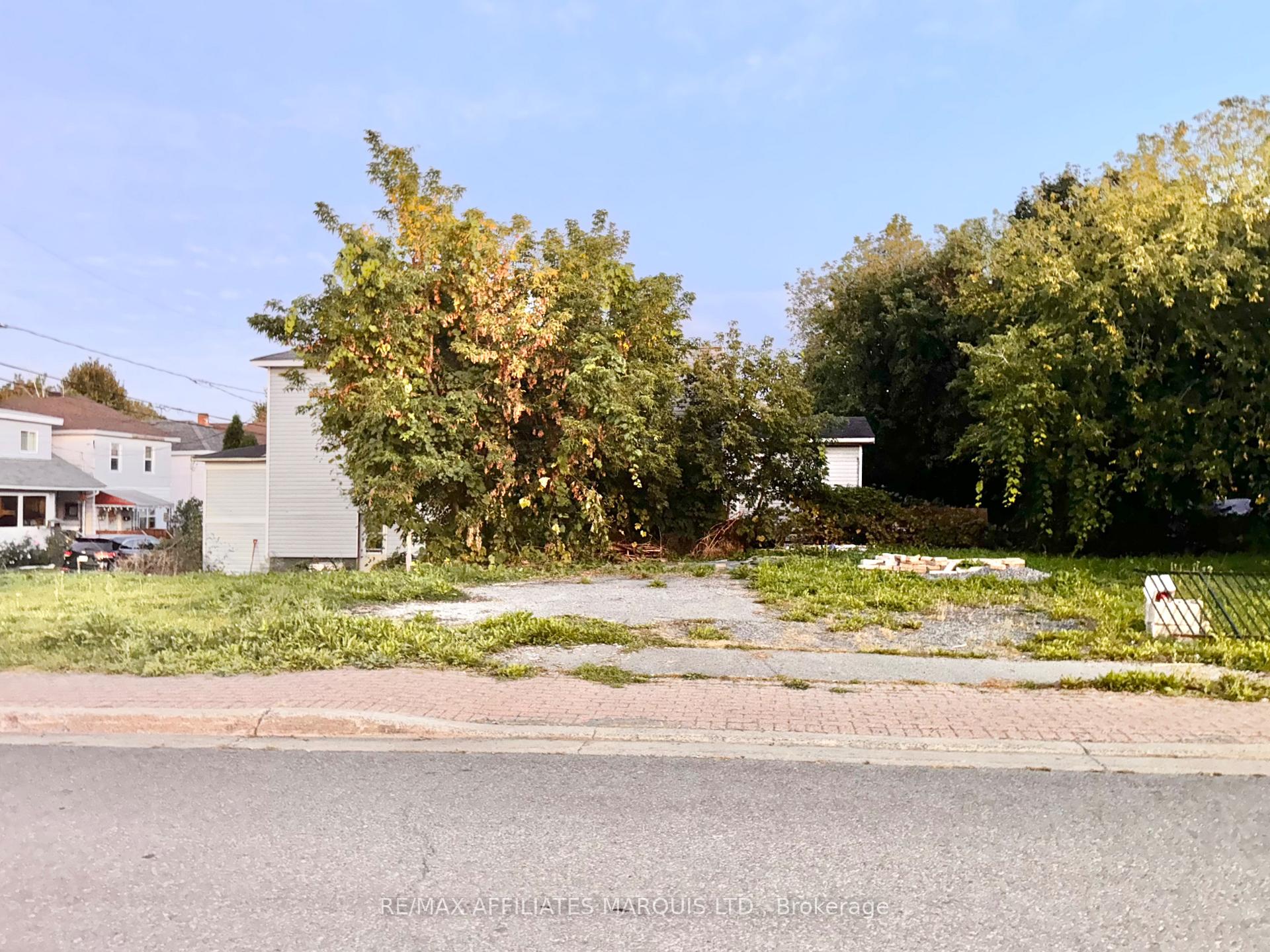 Photo 2 of Lot Prince Albert Street, Cornwall — HOMEH