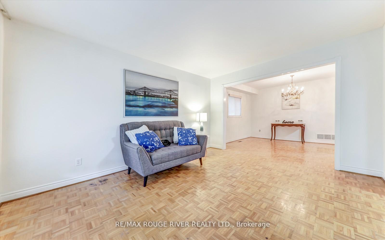 Photo 42 of 23 Jackman Crescent, Vaughan, West Woodbridge — HOMEH